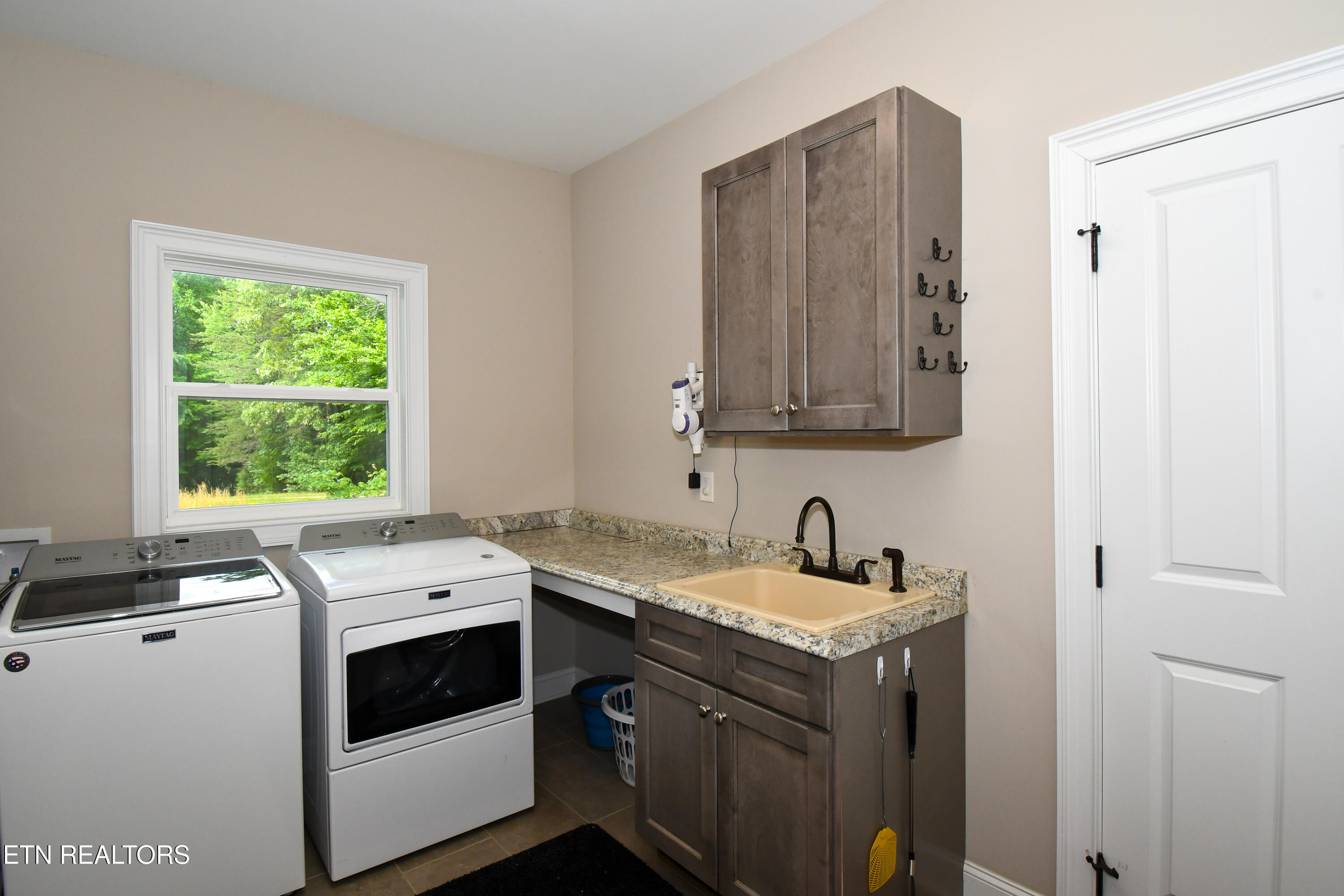 475 Short Bark Road Madisonville TN 37354