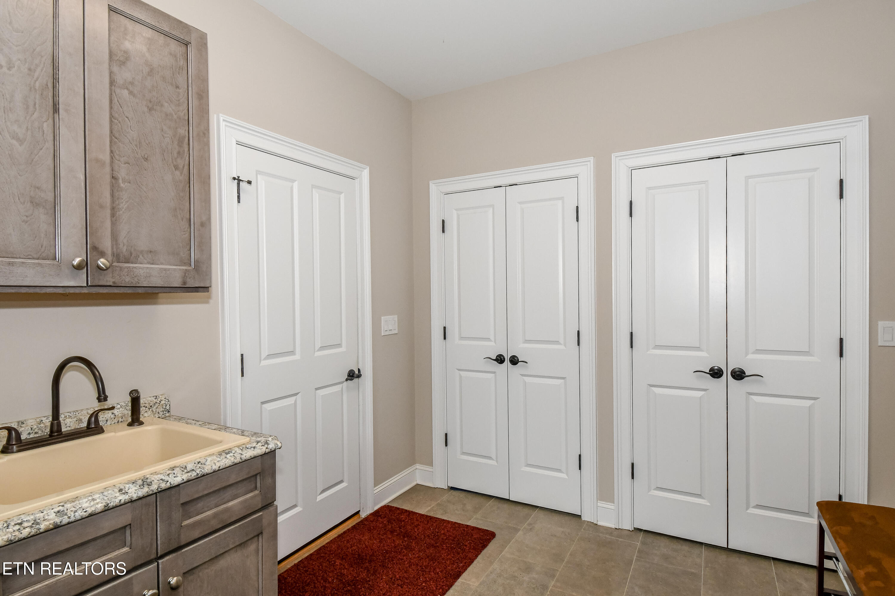 475 Short Bark Road Madisonville TN 37354