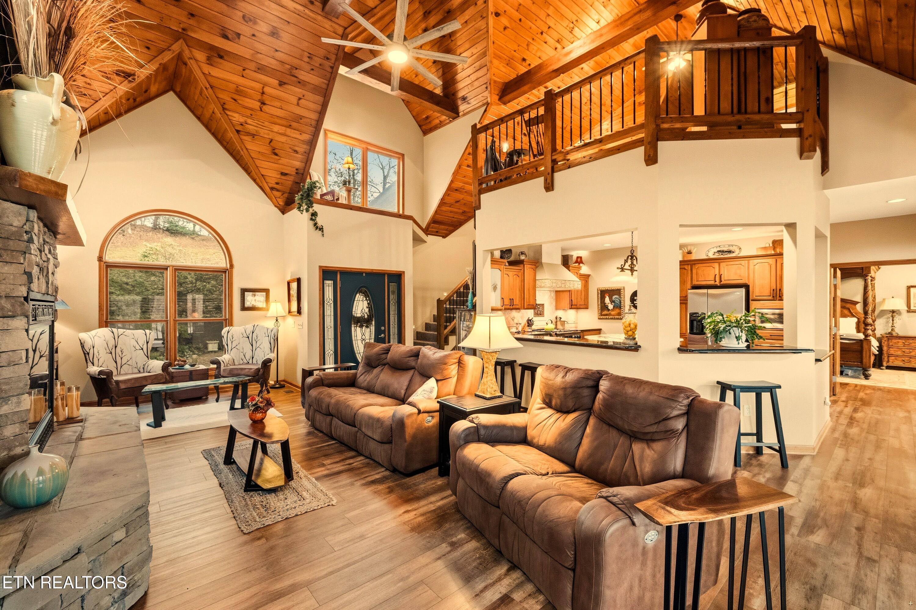 1420 Lakeview Drive Sharps Chapel TN 37866