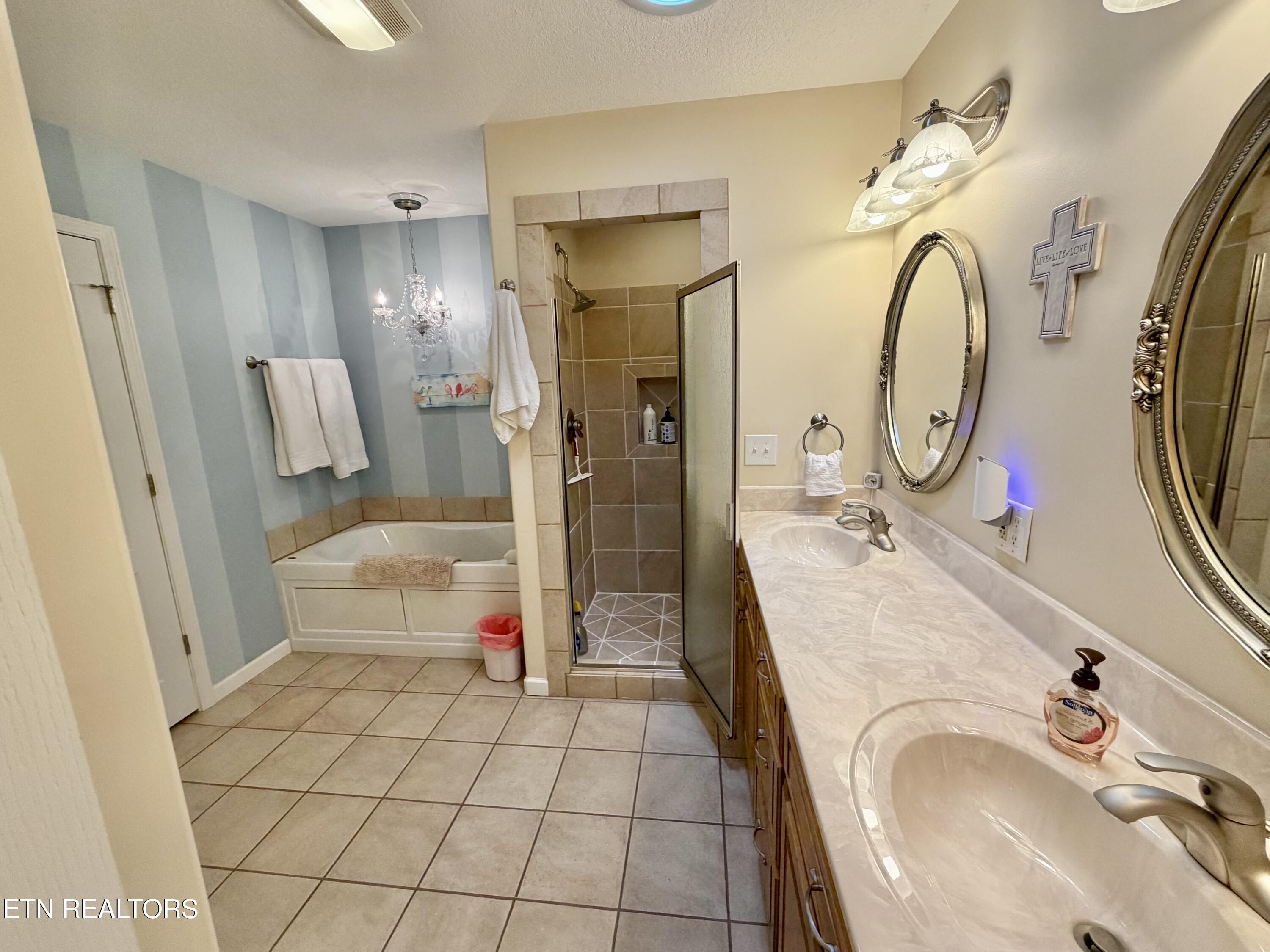 174 Cromwell Lane Crossville TN 38558