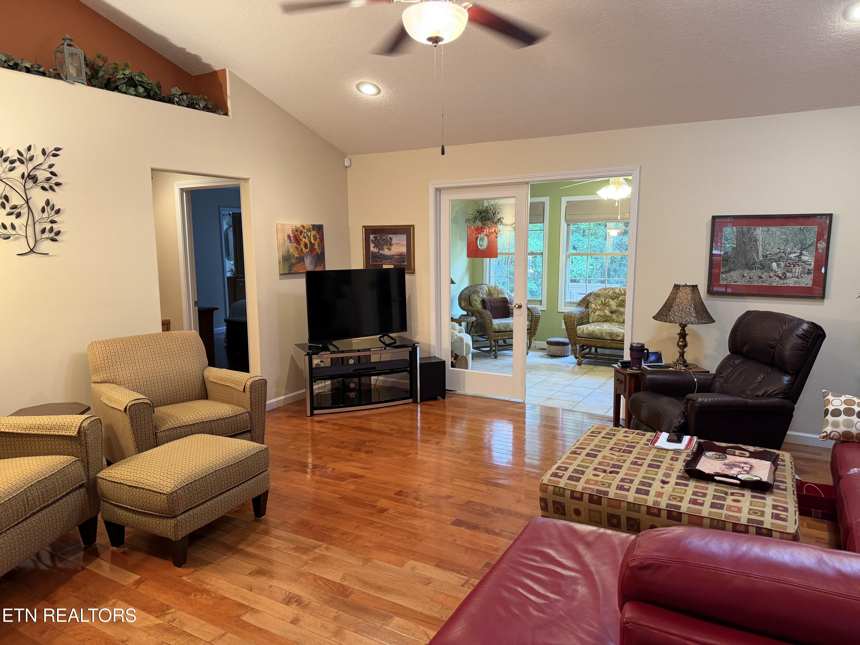 174 Cromwell Lane Crossville TN 38558