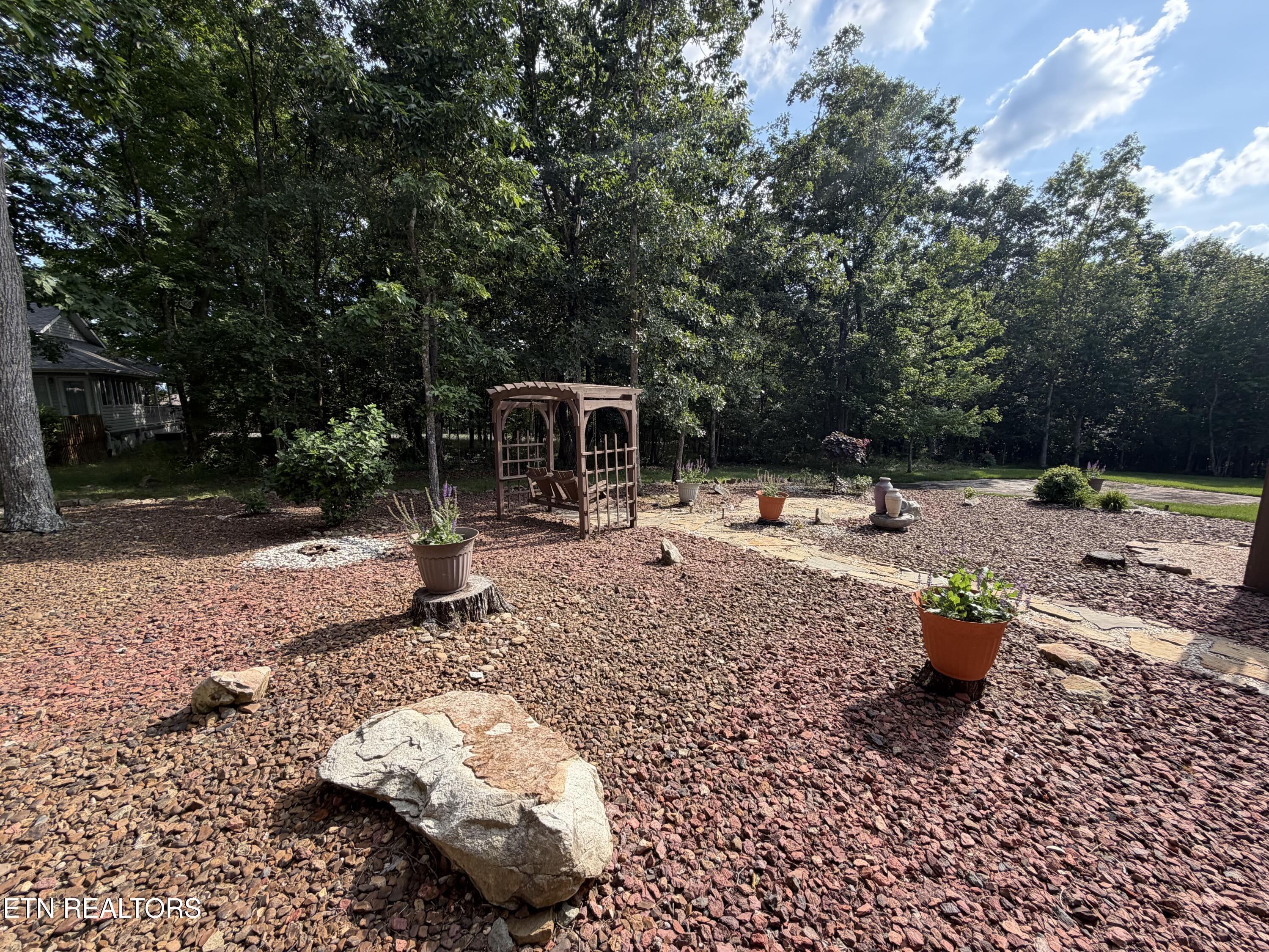 174 Cromwell Lane Crossville TN 38558