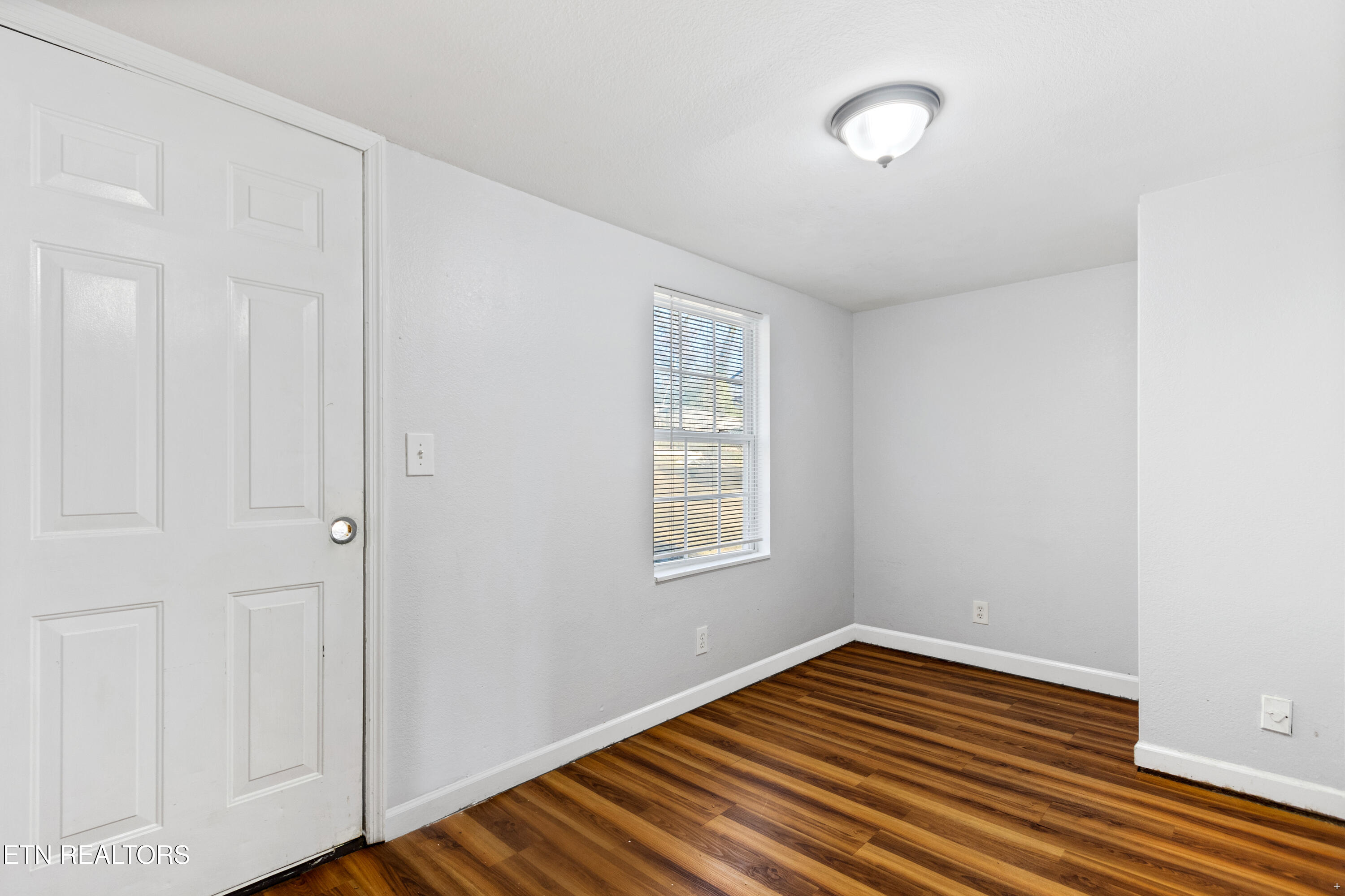 130 E Wadsworth Circle Oak Ridge TN 37830
