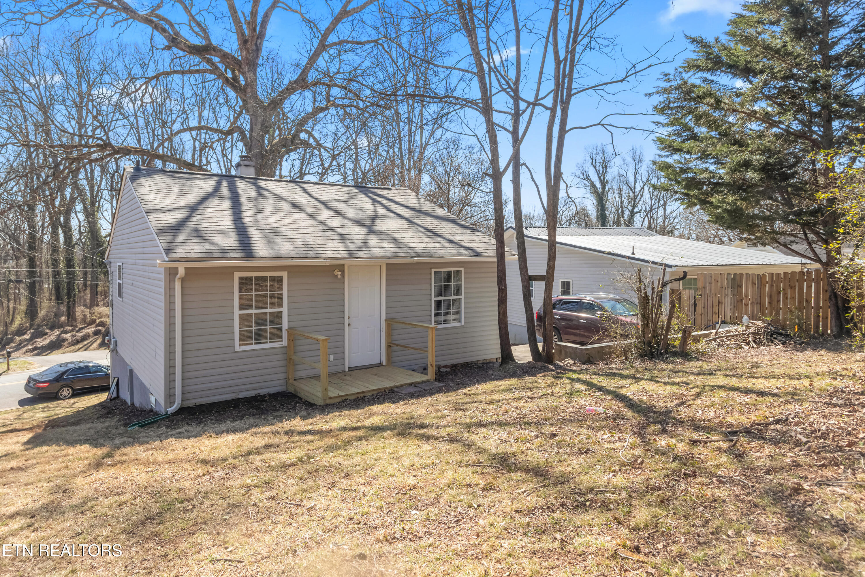 130 E Wadsworth Circle Oak Ridge TN 37830