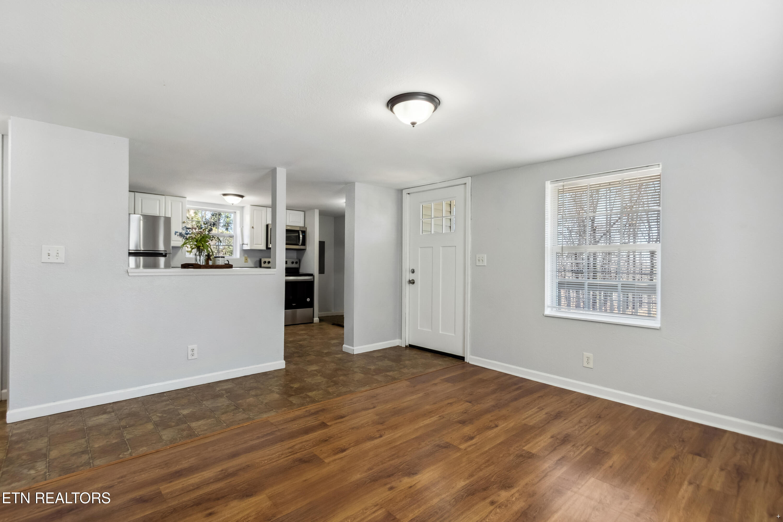 130 E Wadsworth Circle Oak Ridge TN 37830
