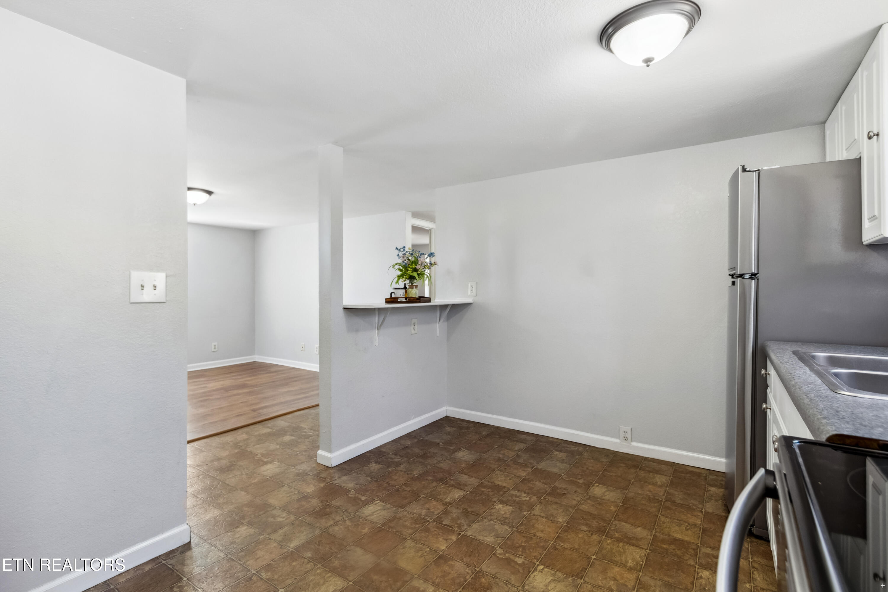 130 E Wadsworth Circle Oak Ridge TN 37830