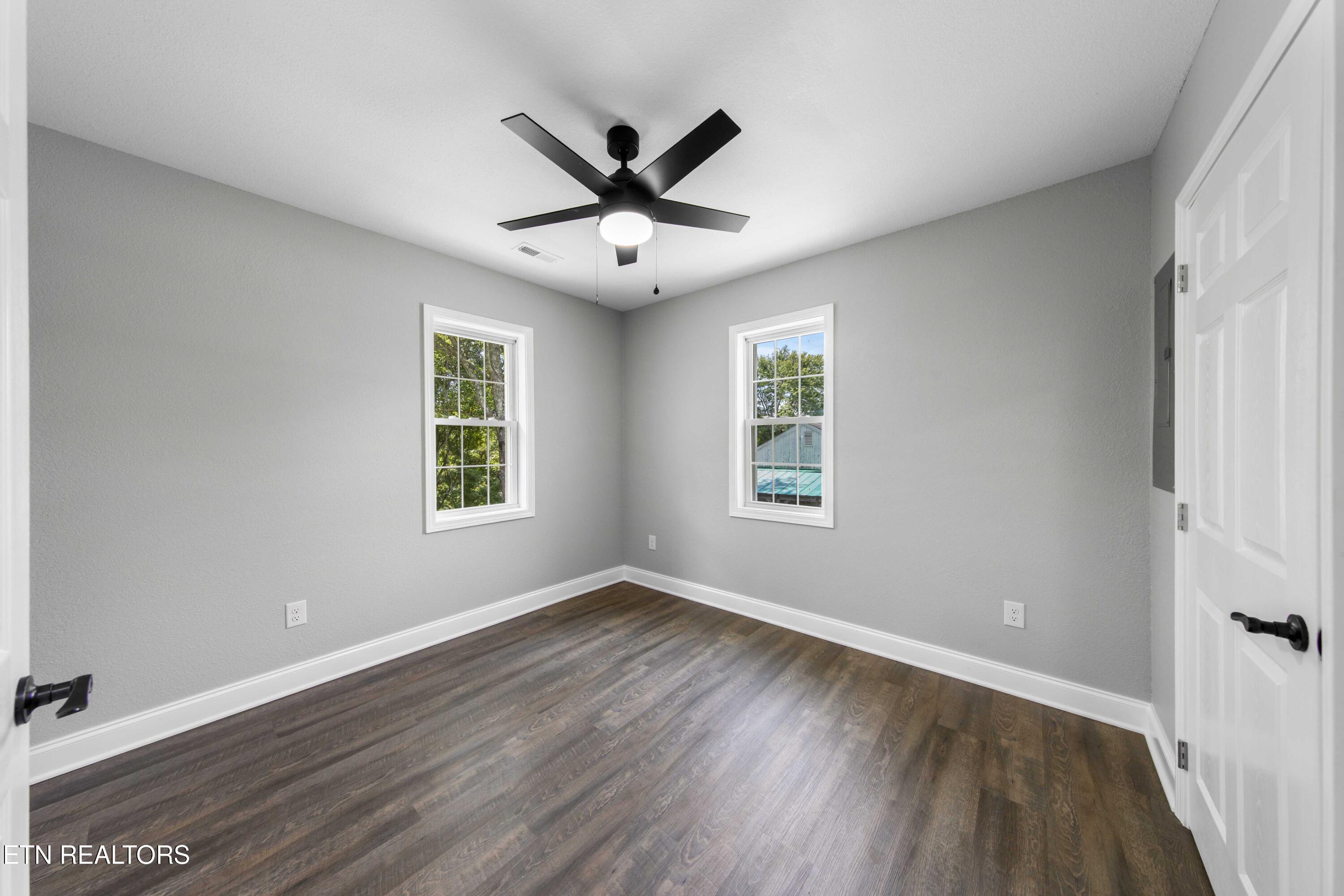 994 Pinecrest Road Jacksboro TN 37757