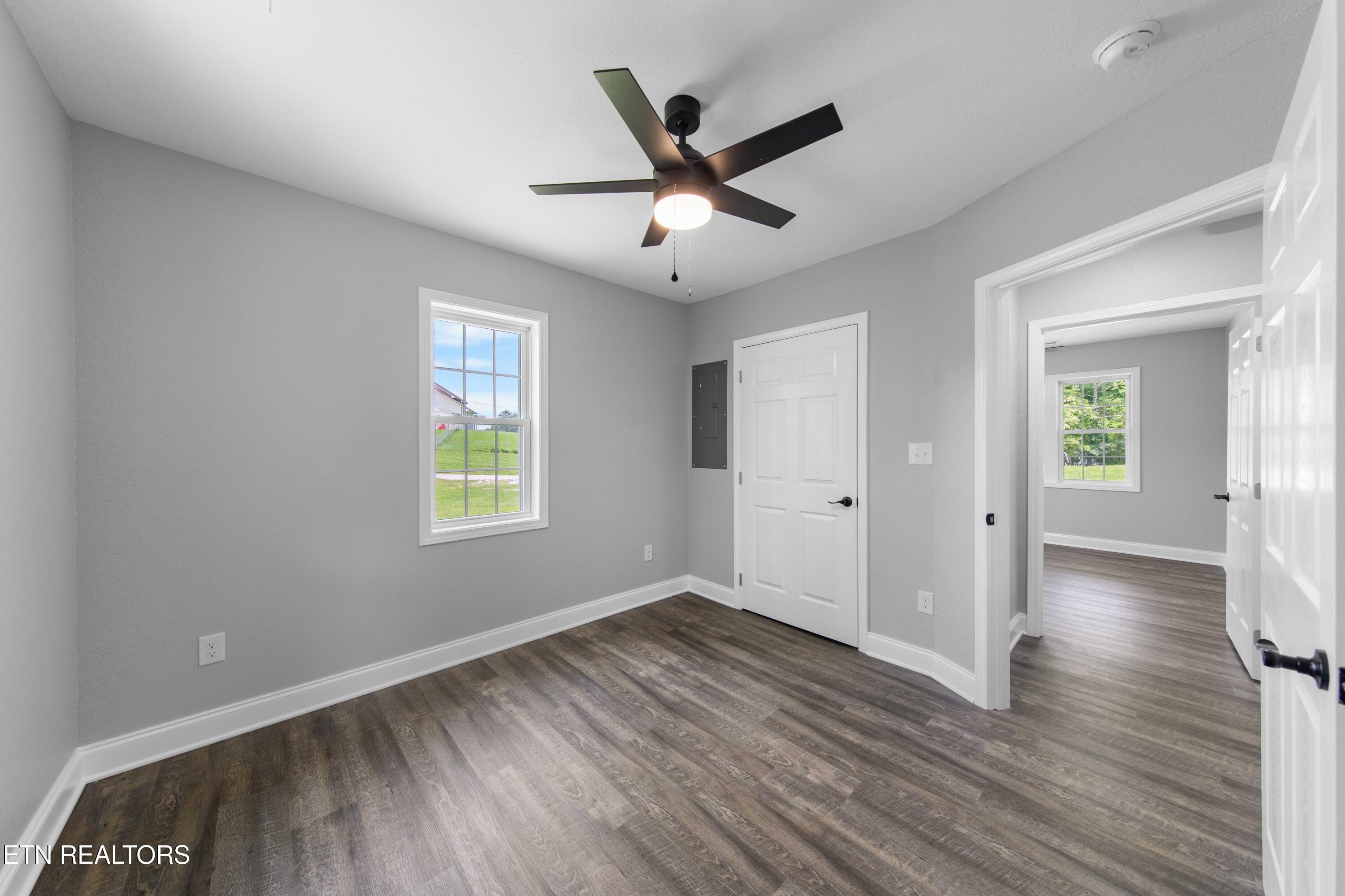 994 Pinecrest Road Jacksboro TN 37757