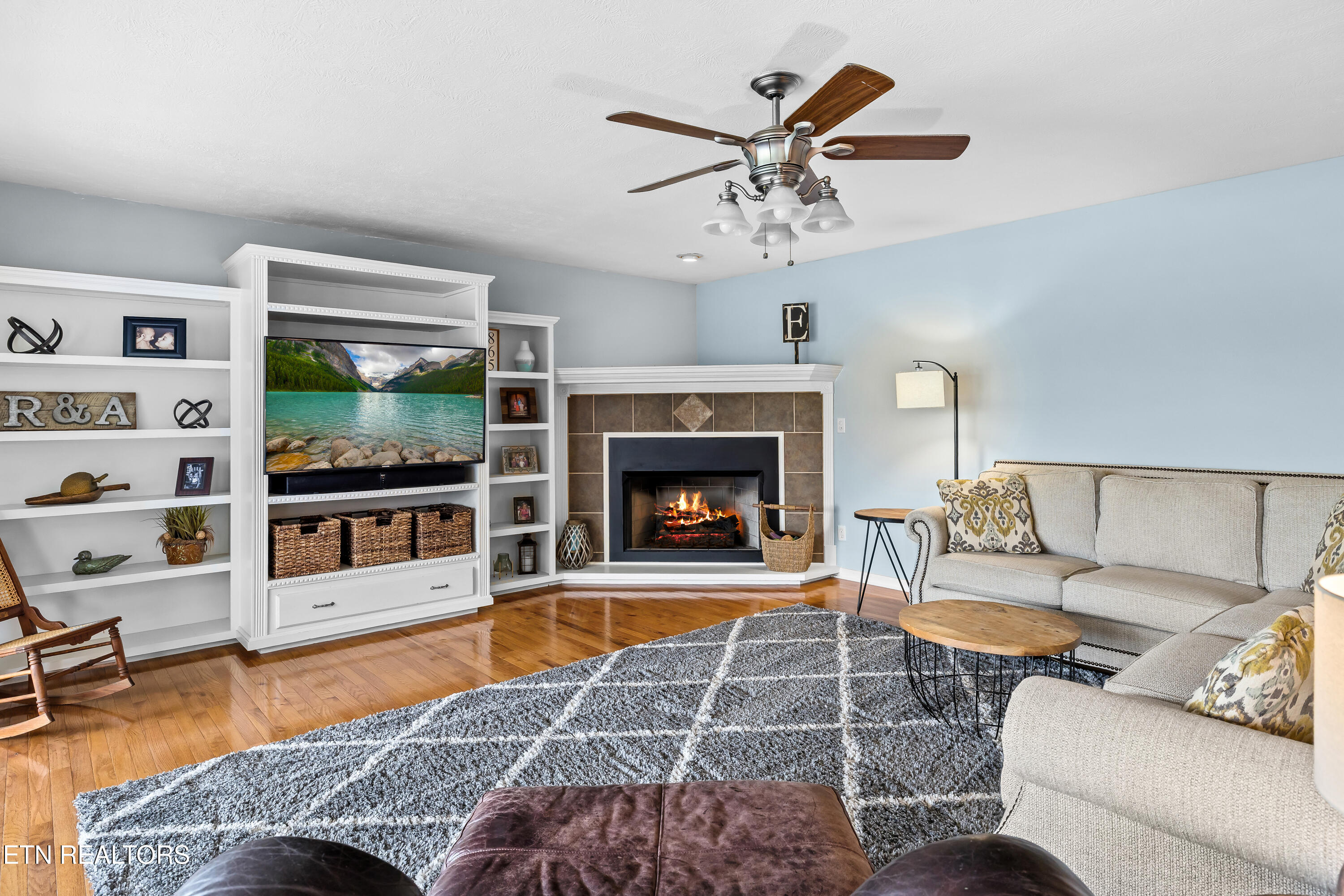 2837 Rhett Butler Drive Louisville TN 37777