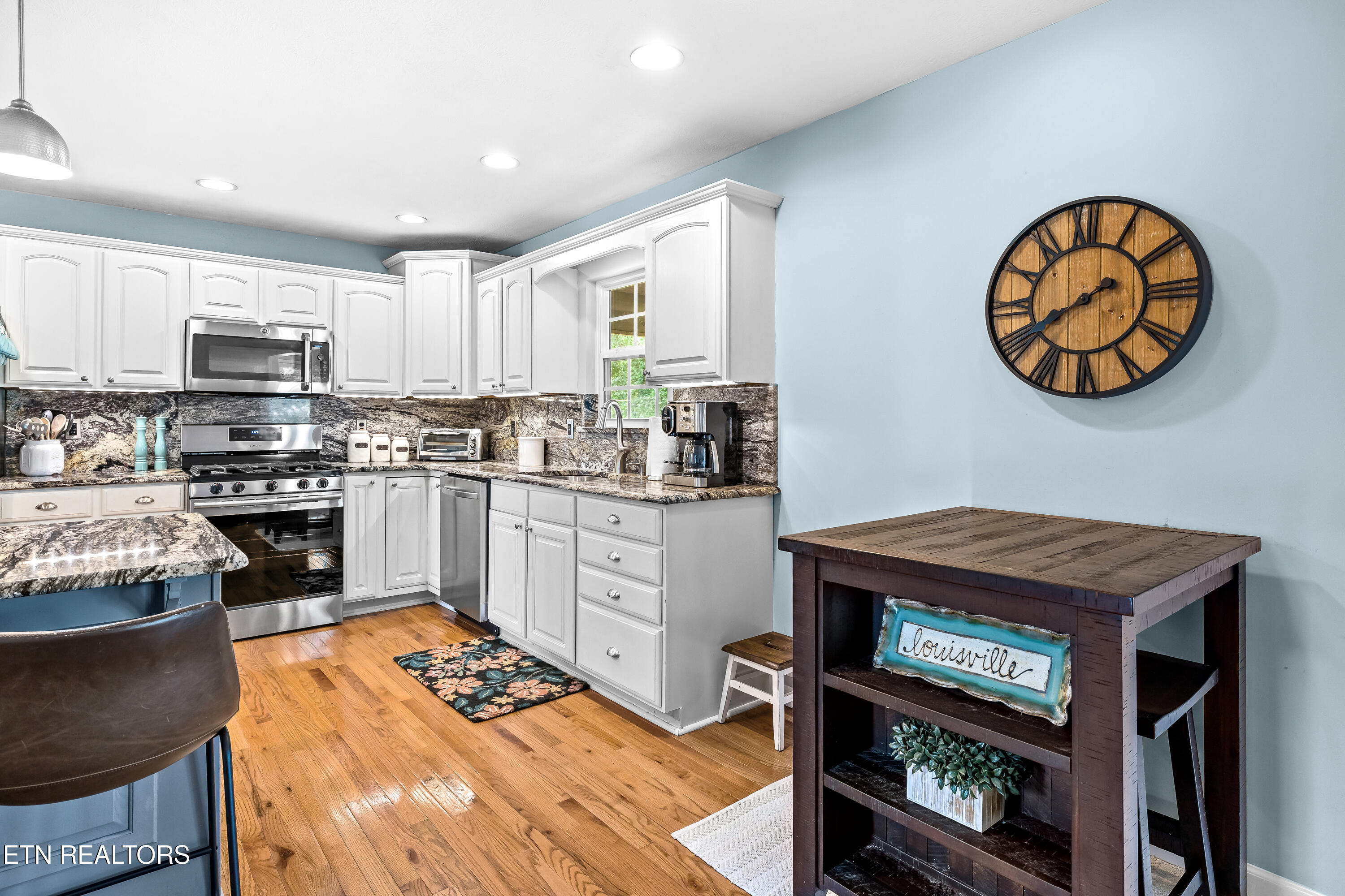 2837 Rhett Butler Drive Louisville TN 37777