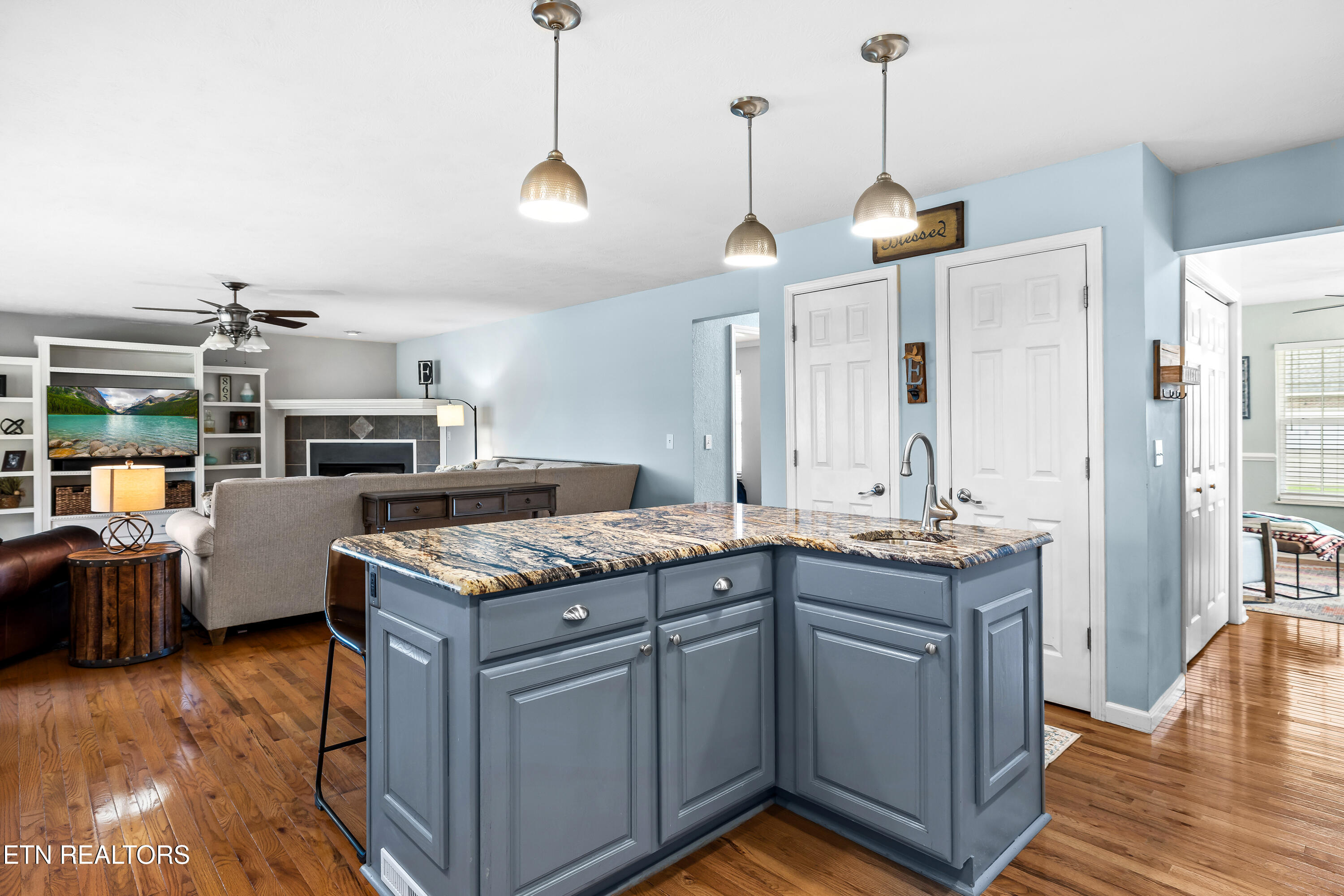 2837 Rhett Butler Drive Louisville TN 37777
