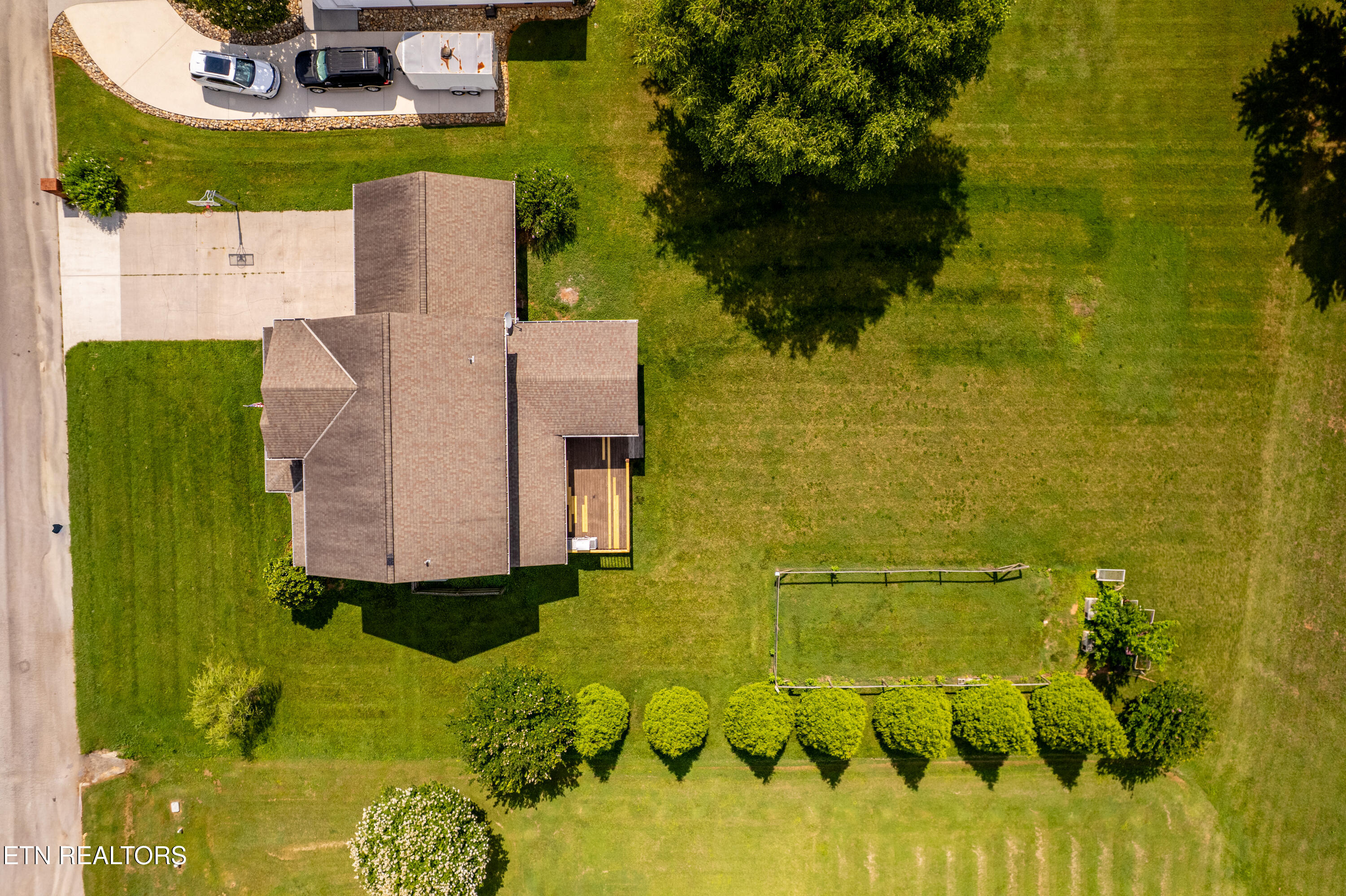 2837 Rhett Butler Drive Louisville TN 37777