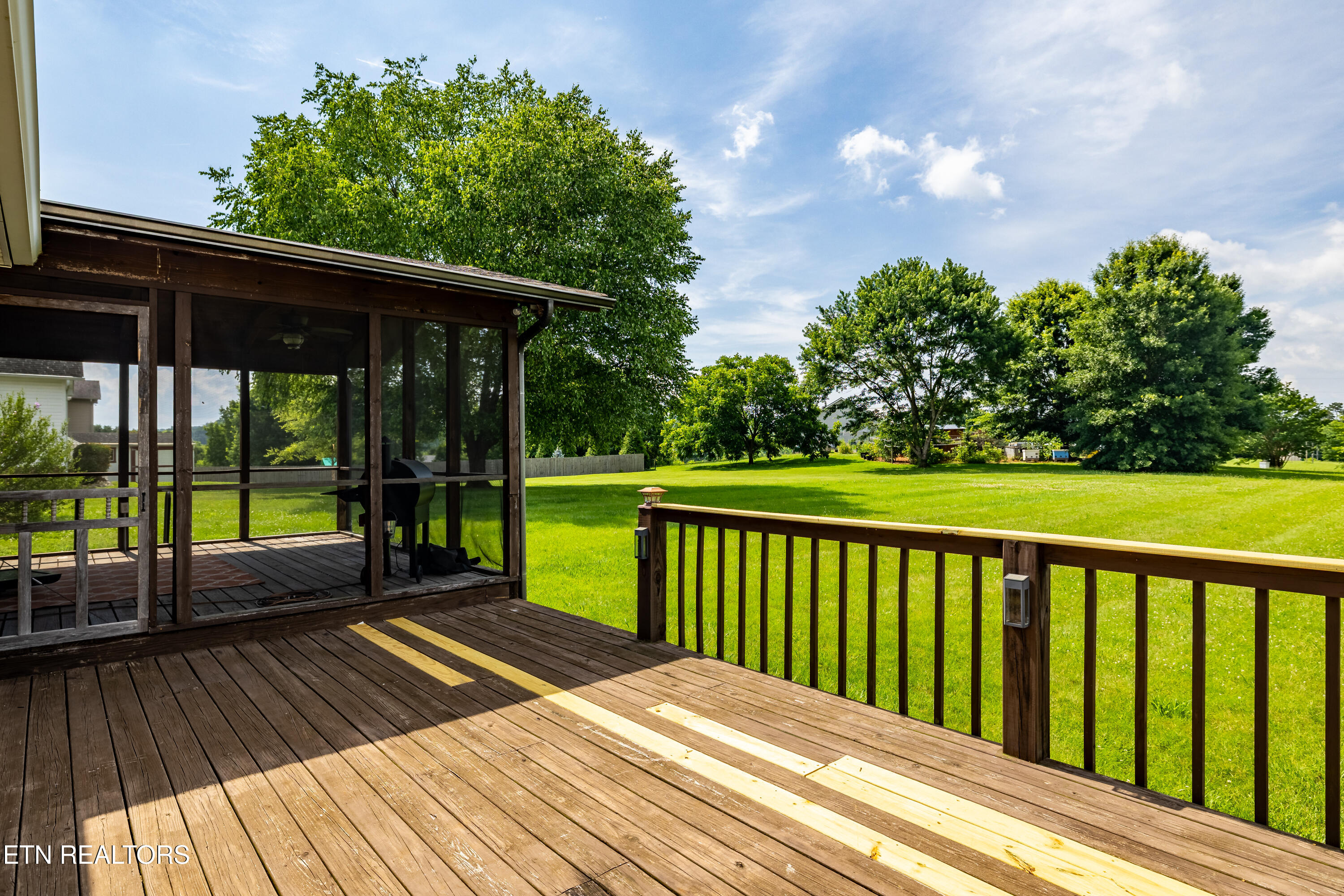 2837 Rhett Butler Drive Louisville TN 37777