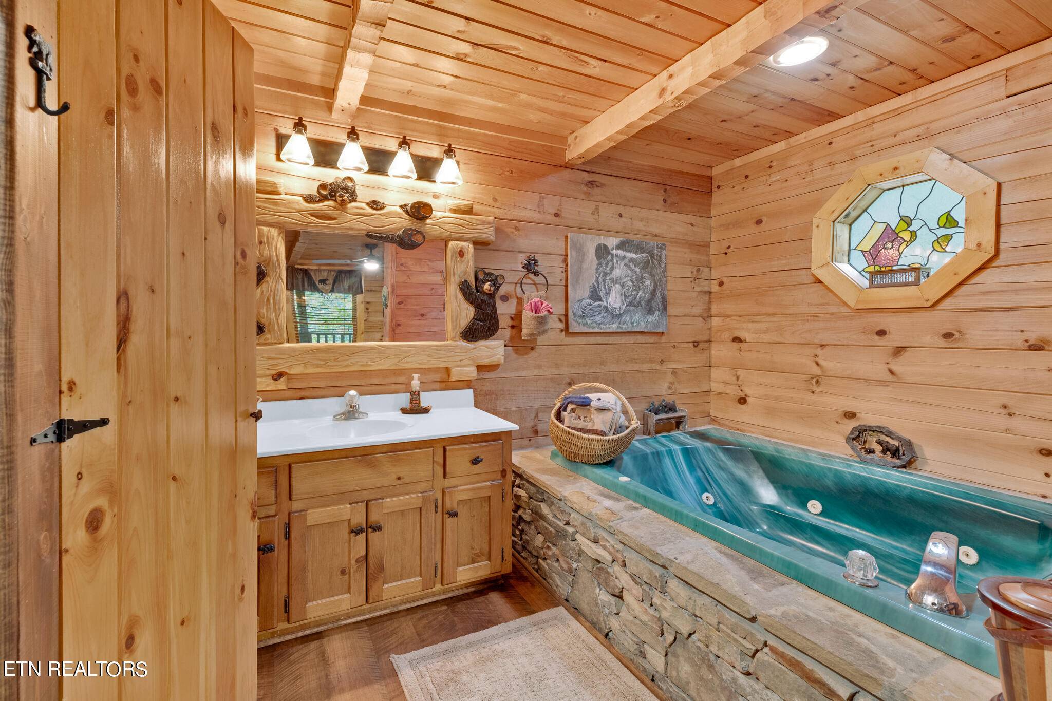 2349 Courtney Lane Sevierville TN 37876