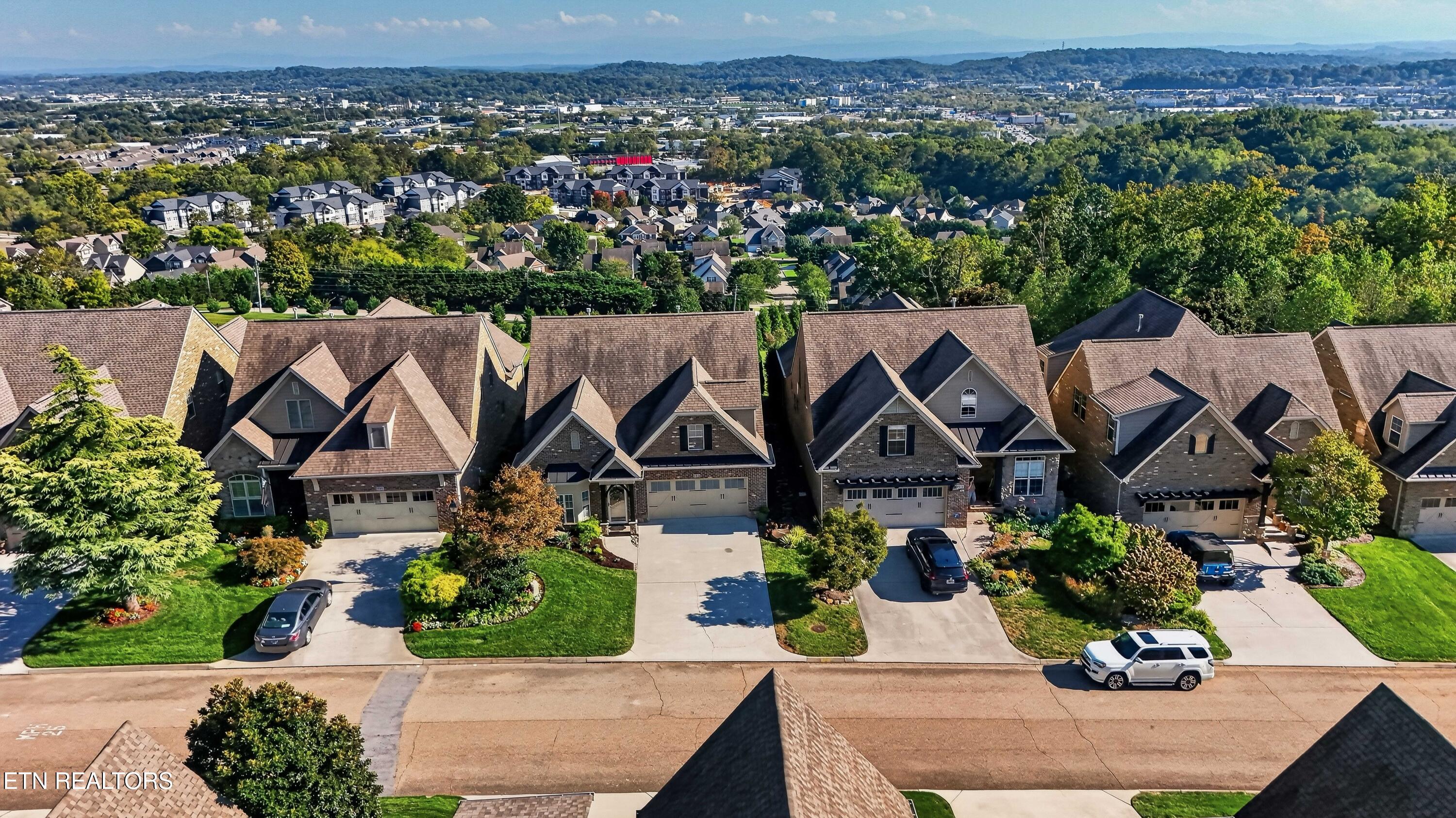 1237 Bishops View Lane Knoxville TN 37932