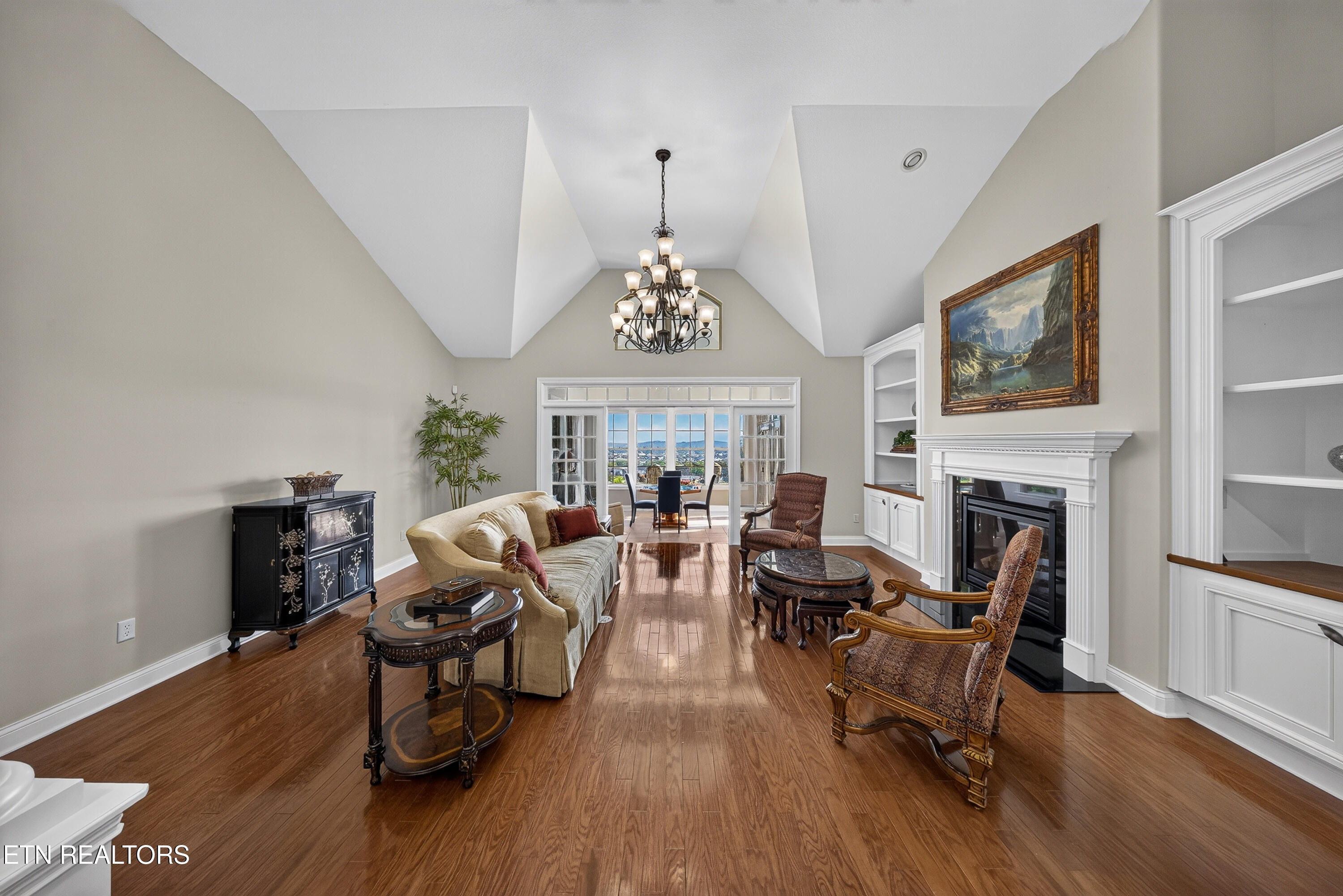 1237 Bishops View Lane Knoxville TN 37932