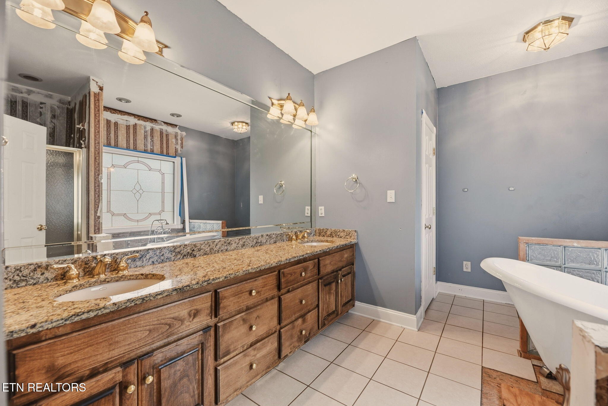 224 Northshore Drive Greenback TN 37742