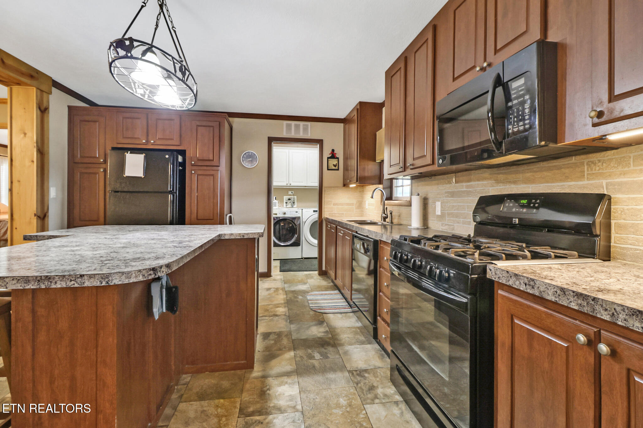 154 Ike Burgess Road Crossville TN 38572
