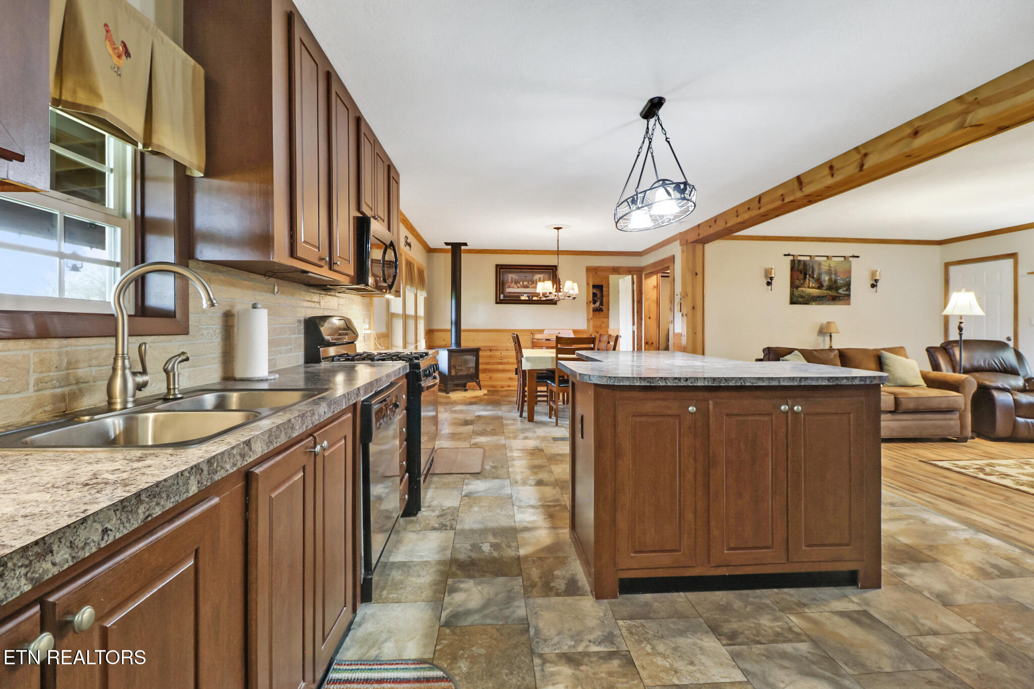 154 Ike Burgess Road Crossville TN 38572