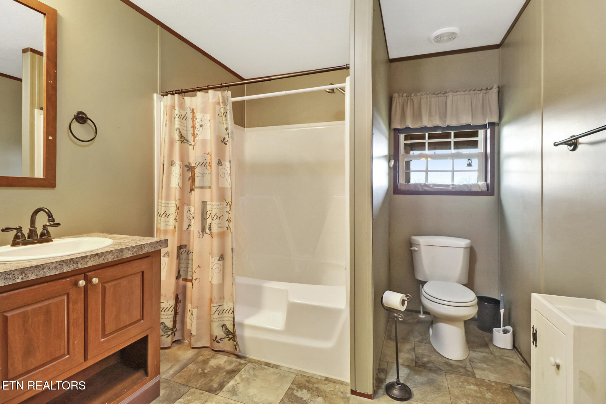 154 Ike Burgess Road Crossville TN 38572