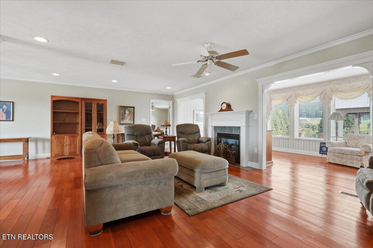 435 Independence Drive Jefferson City TN 37760