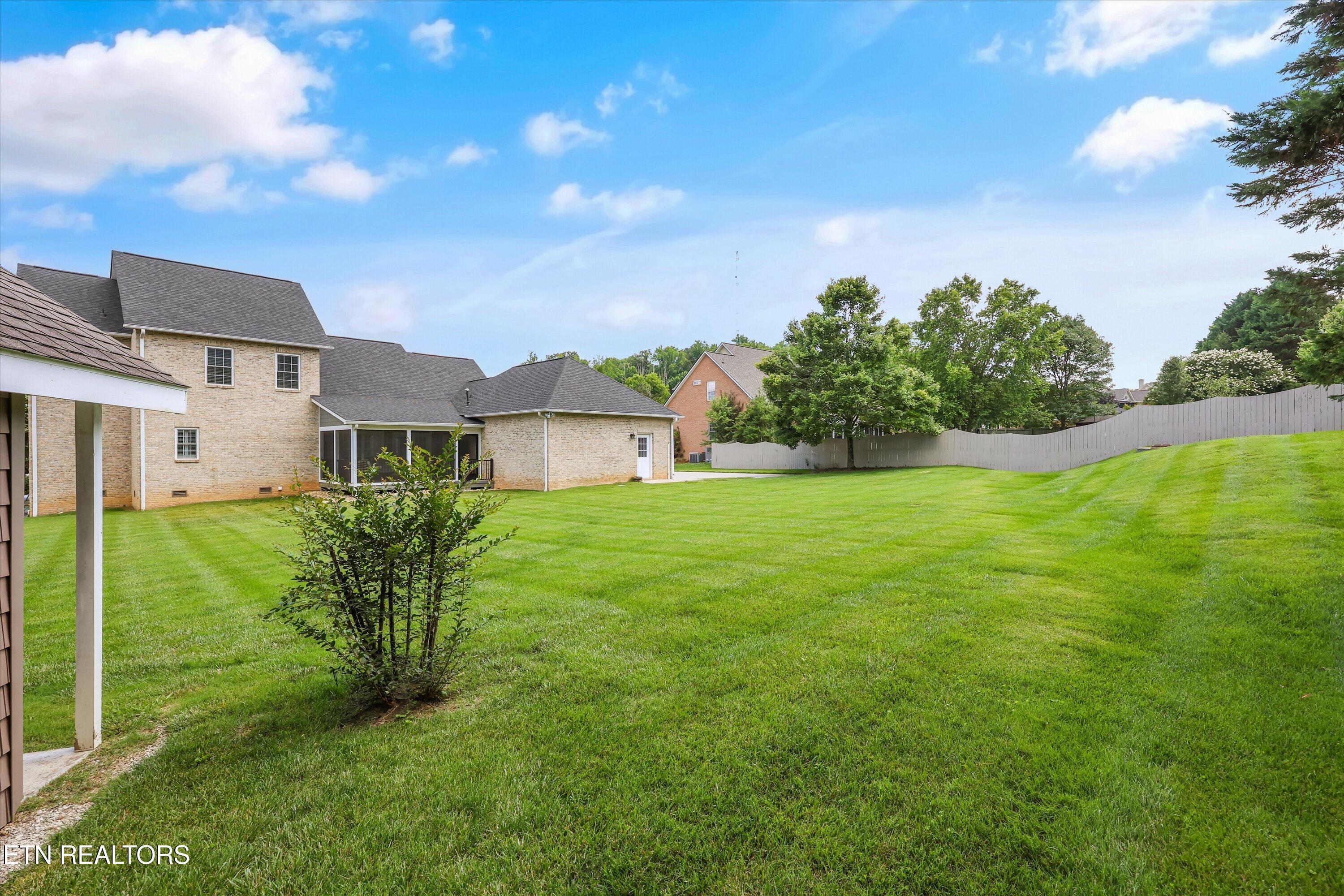 64 Rolling Links Boulevard Oak Ridge TN 37830