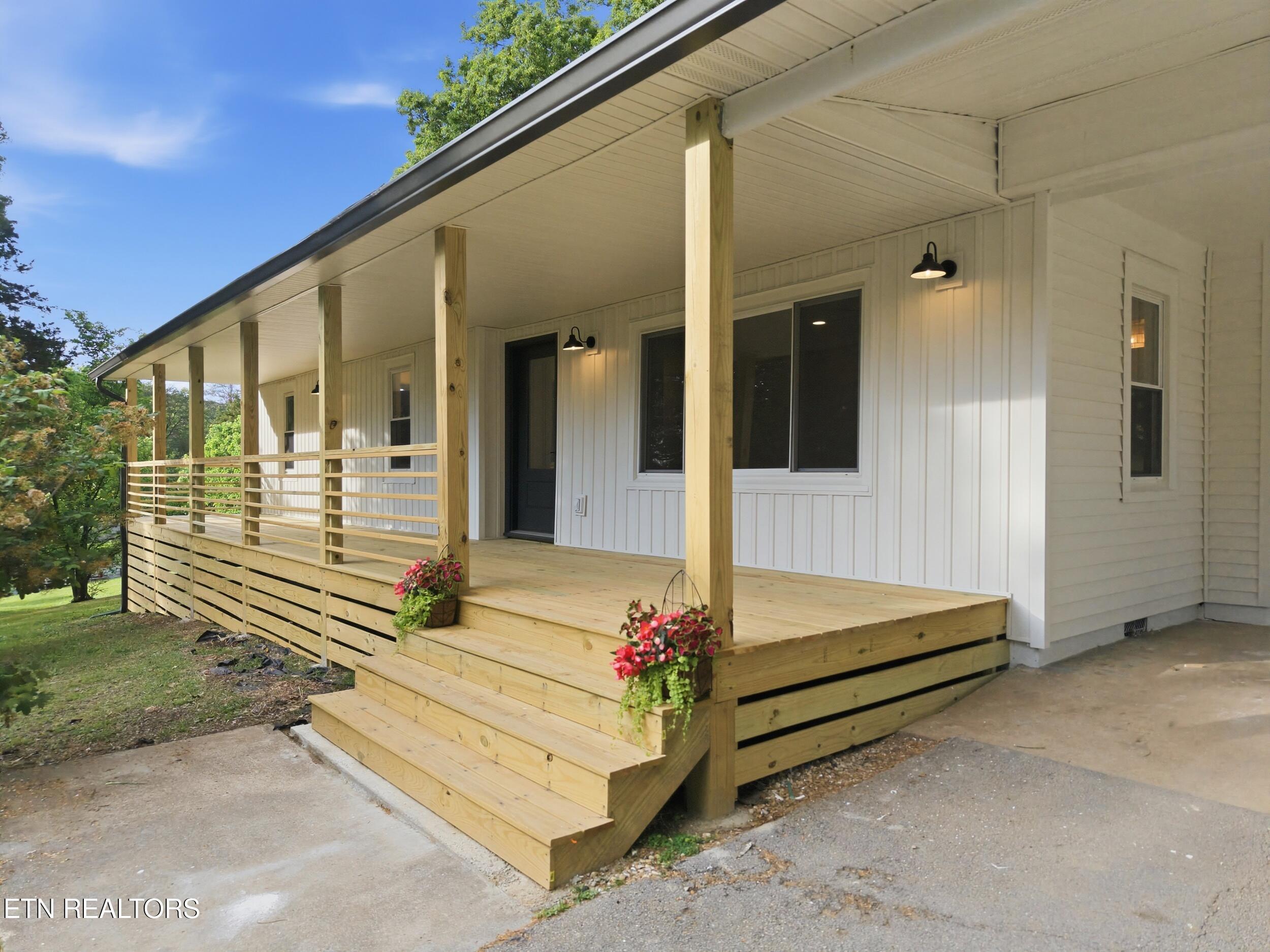 1016 Artella Drive Knoxville TN 37920
