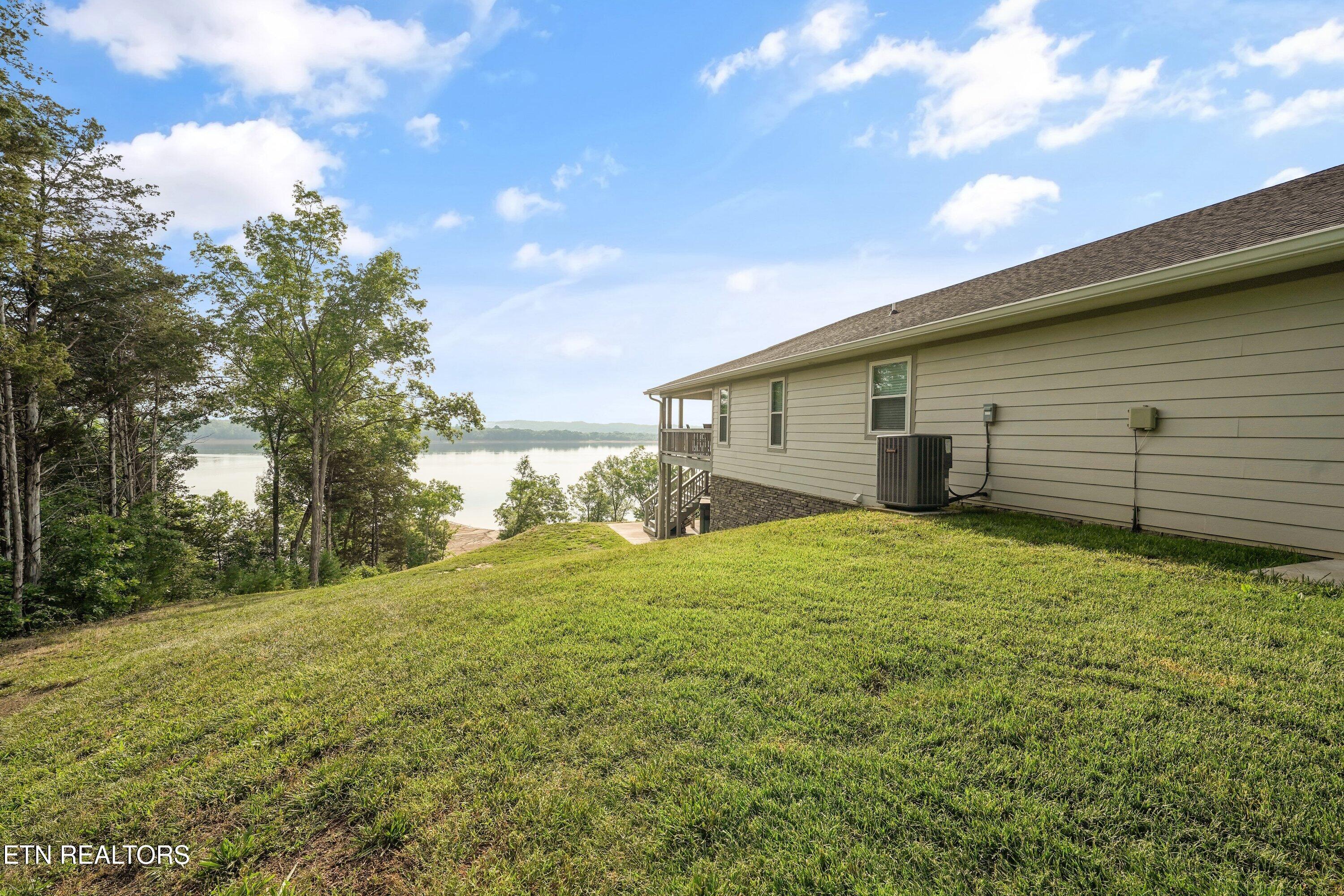 313 Sunrise Trail Dandridge TN 37725