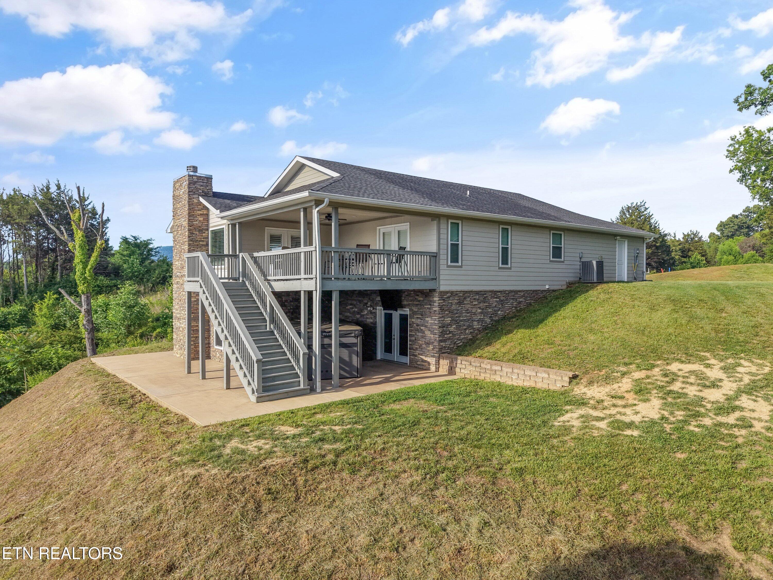 313 Sunrise Trail Dandridge TN 37725