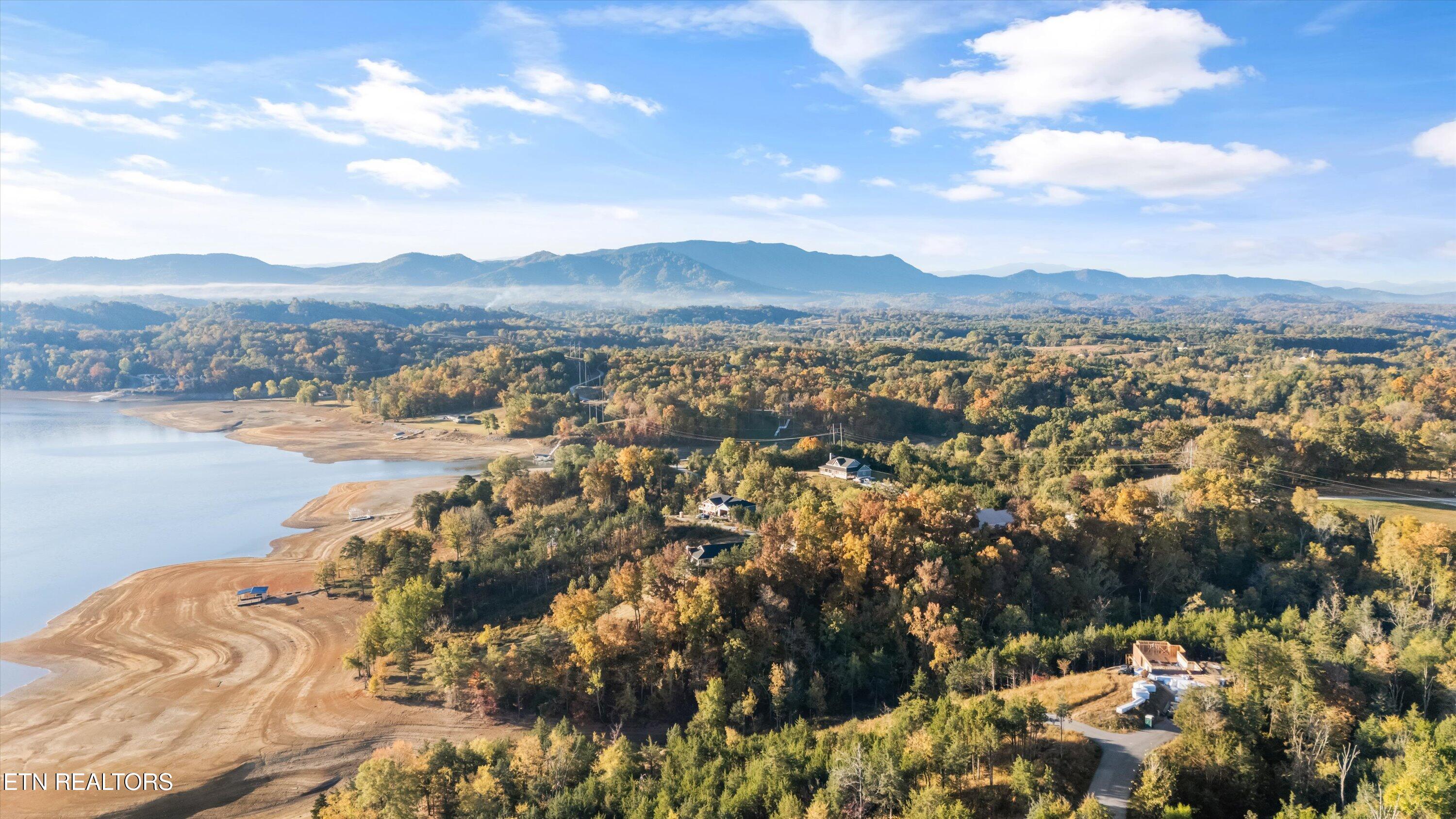 313 Sunrise Trail Dandridge TN 37725