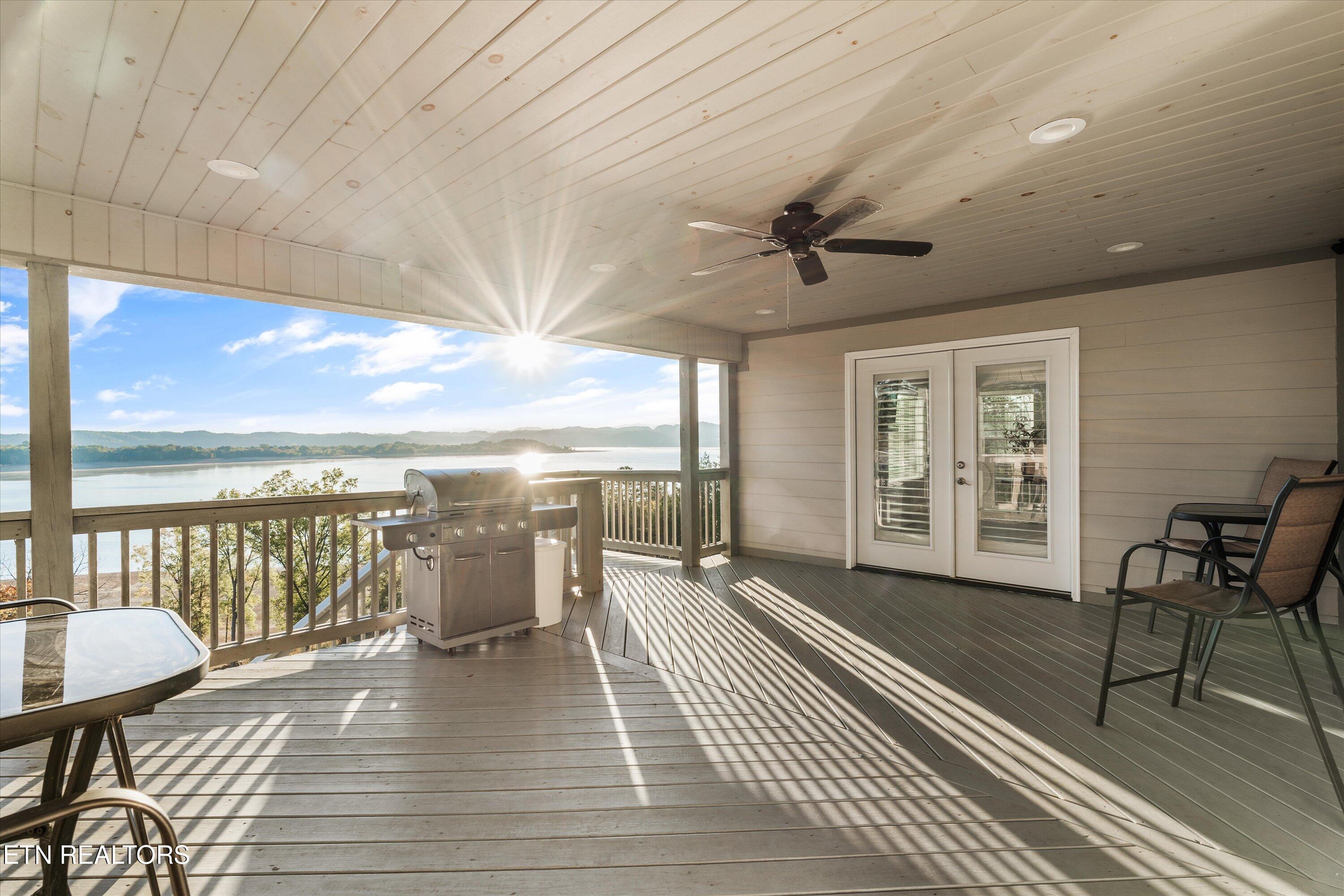 313 Sunrise Trail Dandridge TN 37725