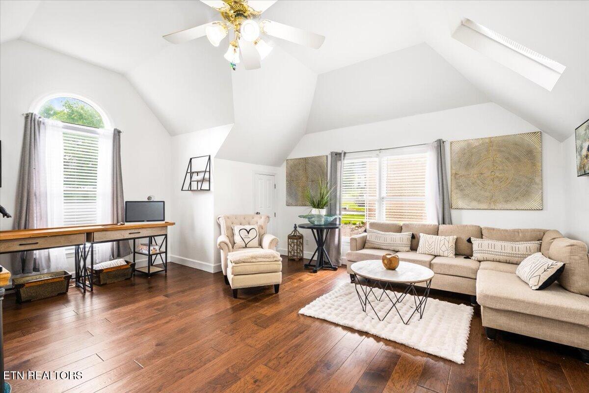 15 Radisson Cove Oak Ridge TN 37830