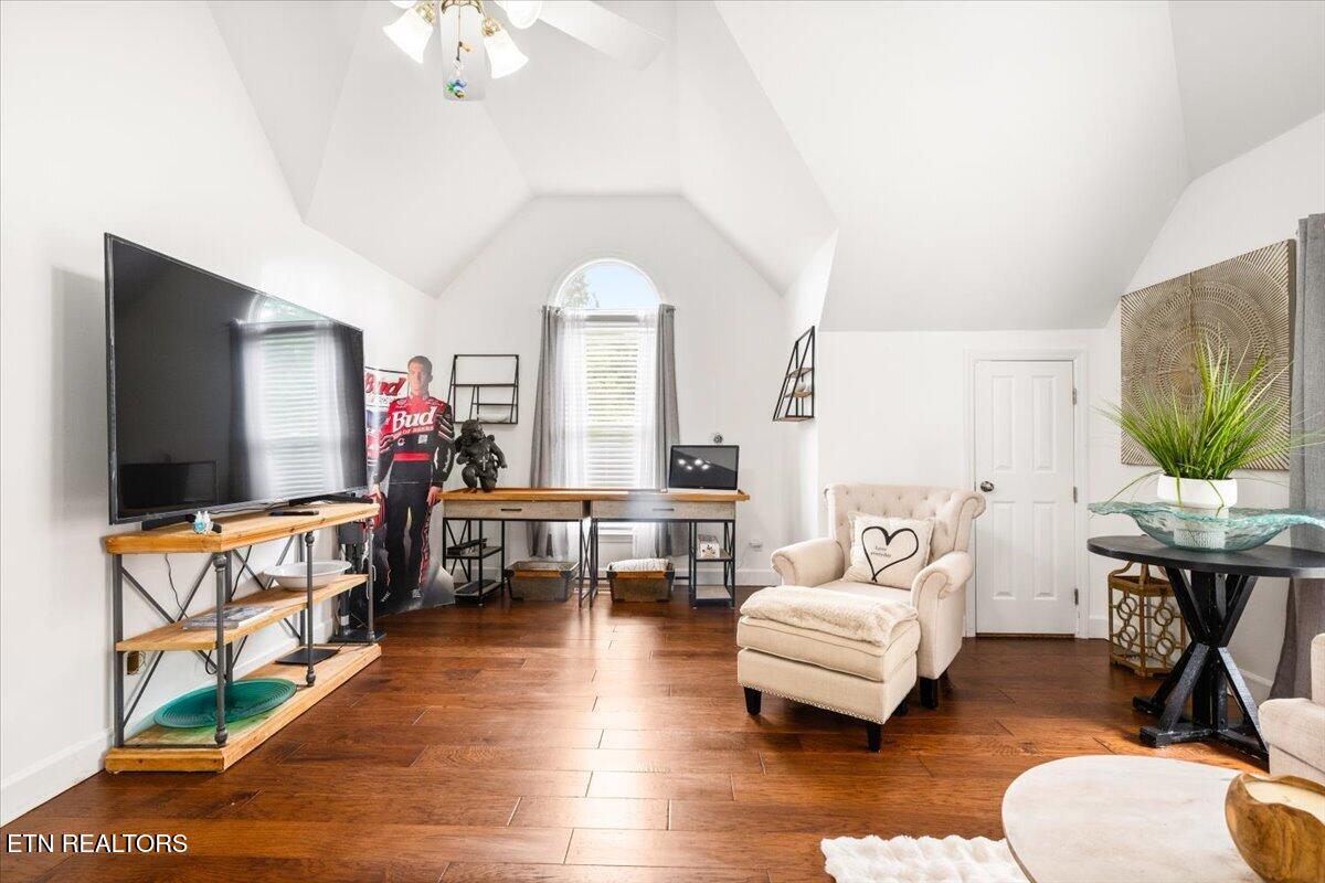15 Radisson Cove Oak Ridge TN 37830