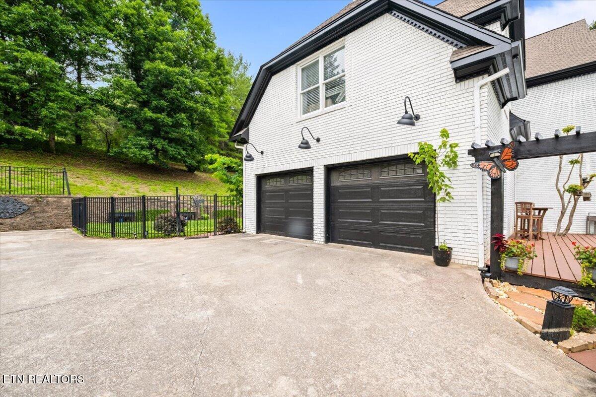 15 Radisson Cove Oak Ridge TN 37830