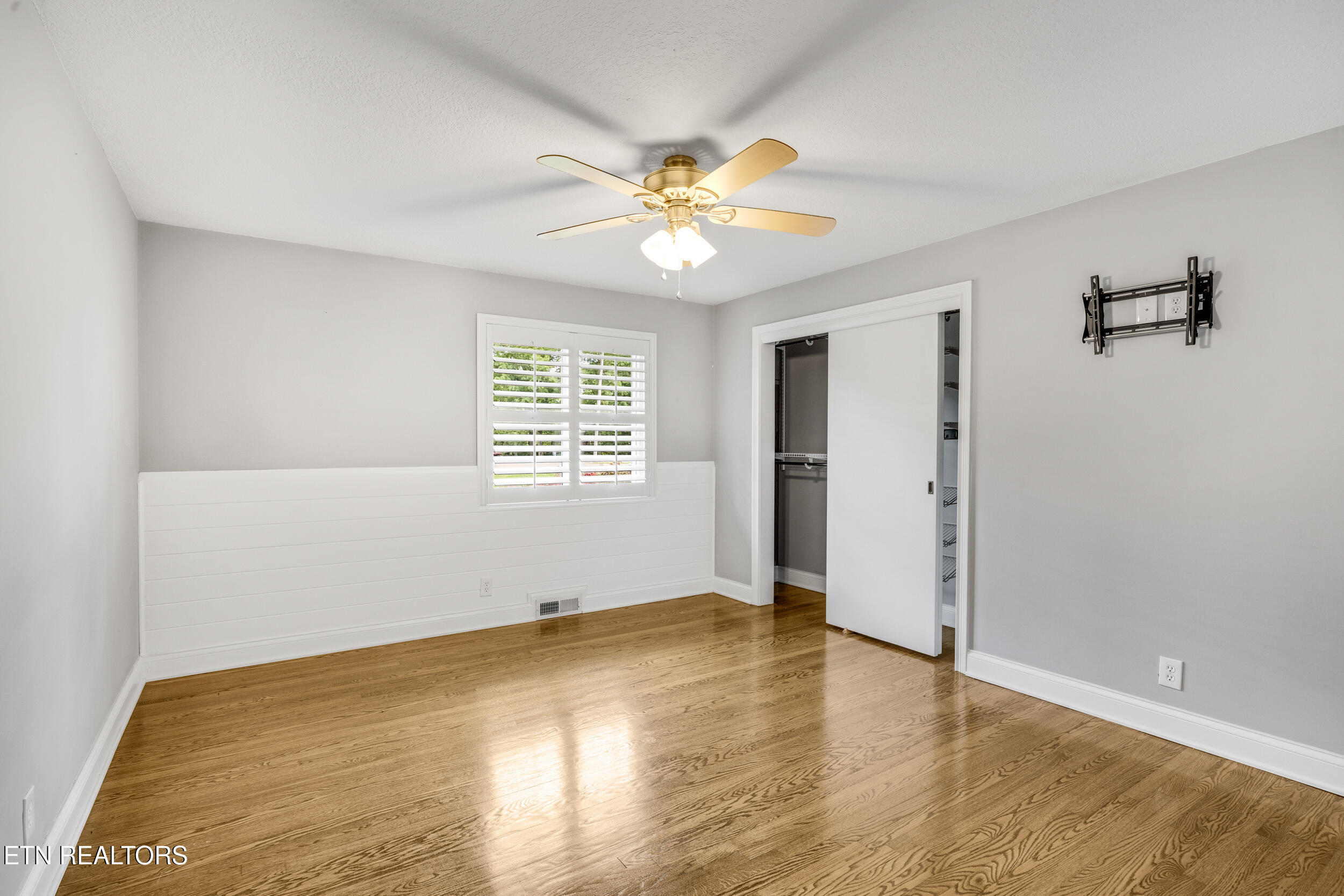7404 Sheffield Drive Knoxville TN 37909