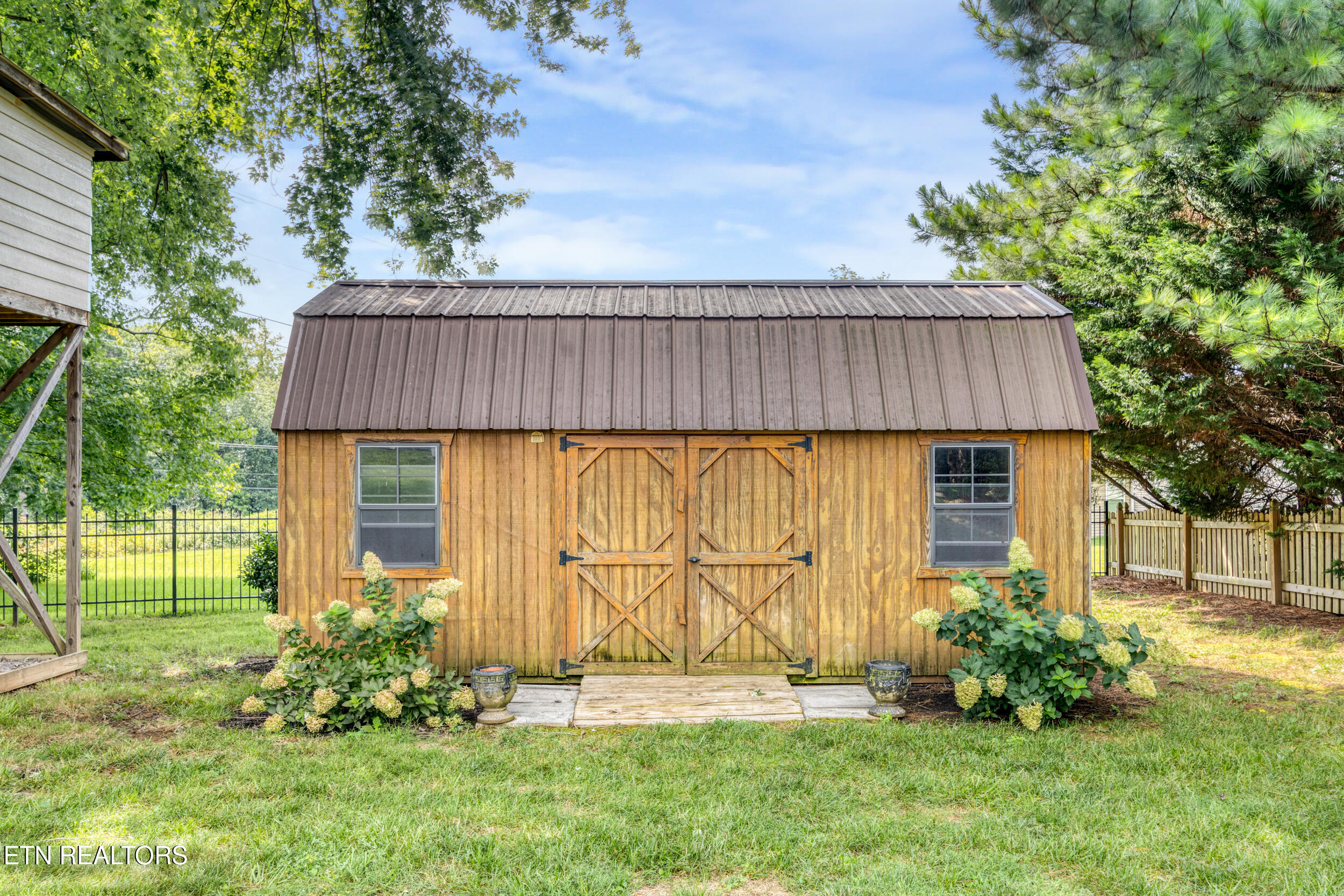 7404 Sheffield Drive Knoxville TN 37909