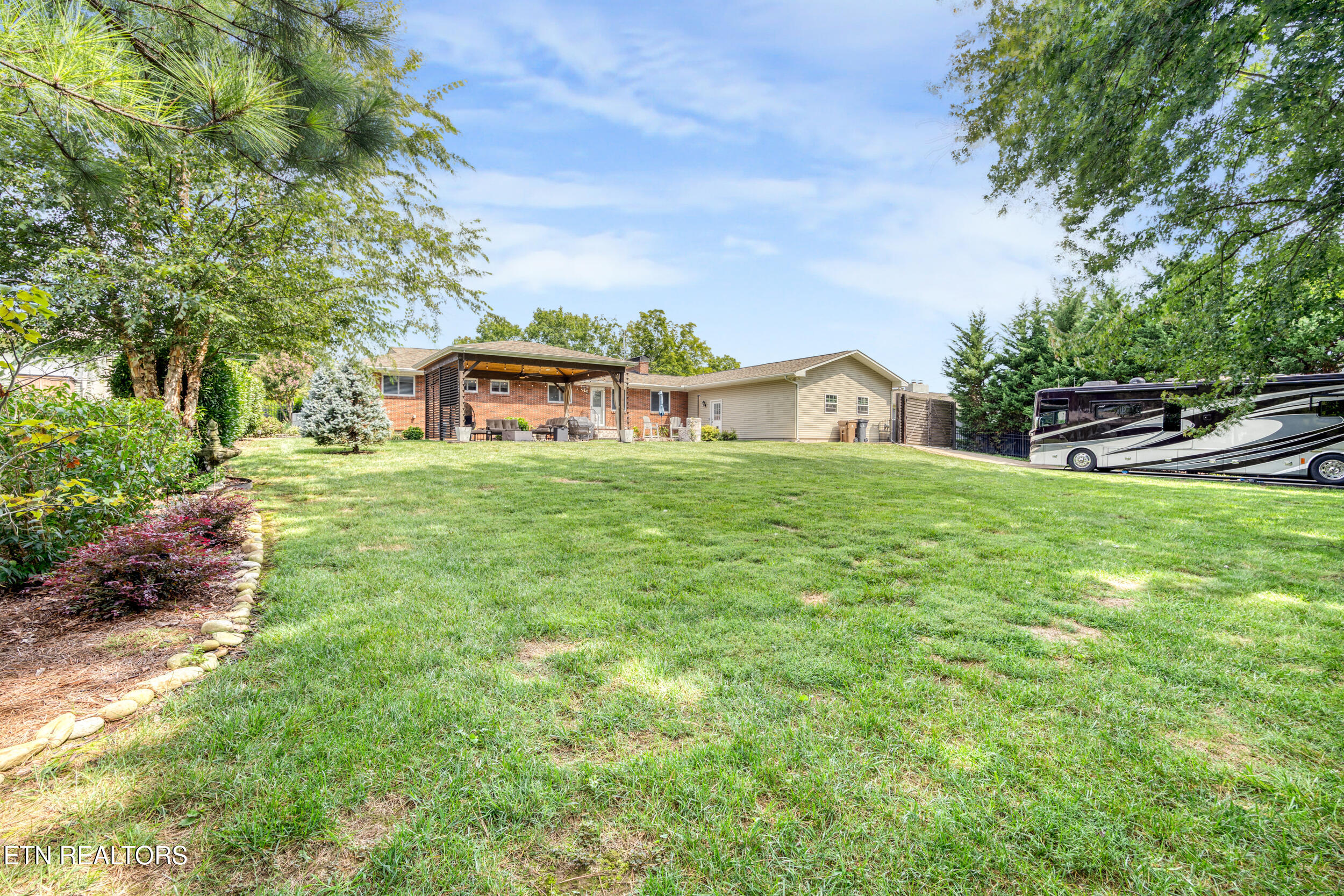 7404 Sheffield Drive Knoxville TN 37909