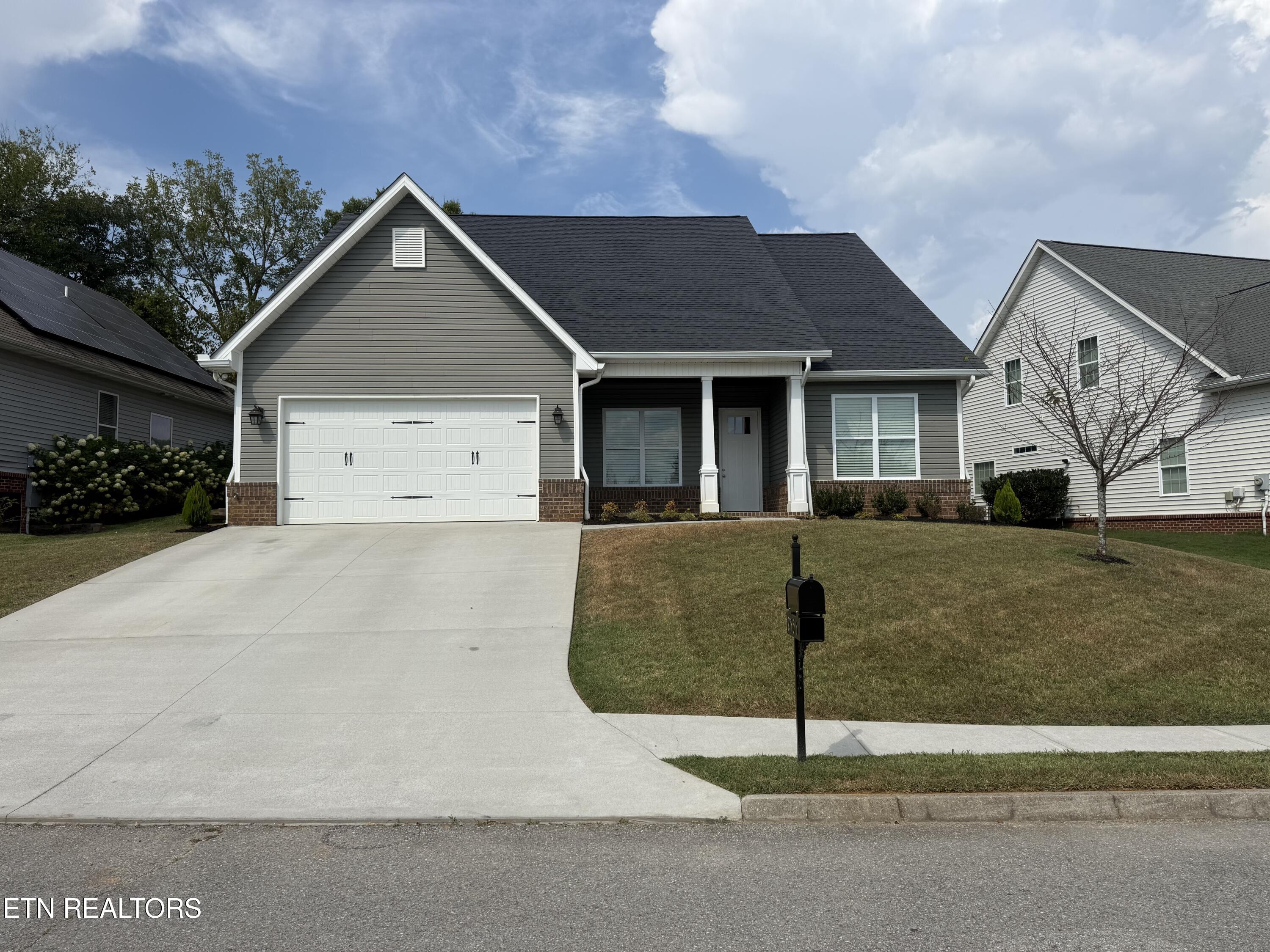 2555 Kings Mountain Lane Knoxville TN 37920