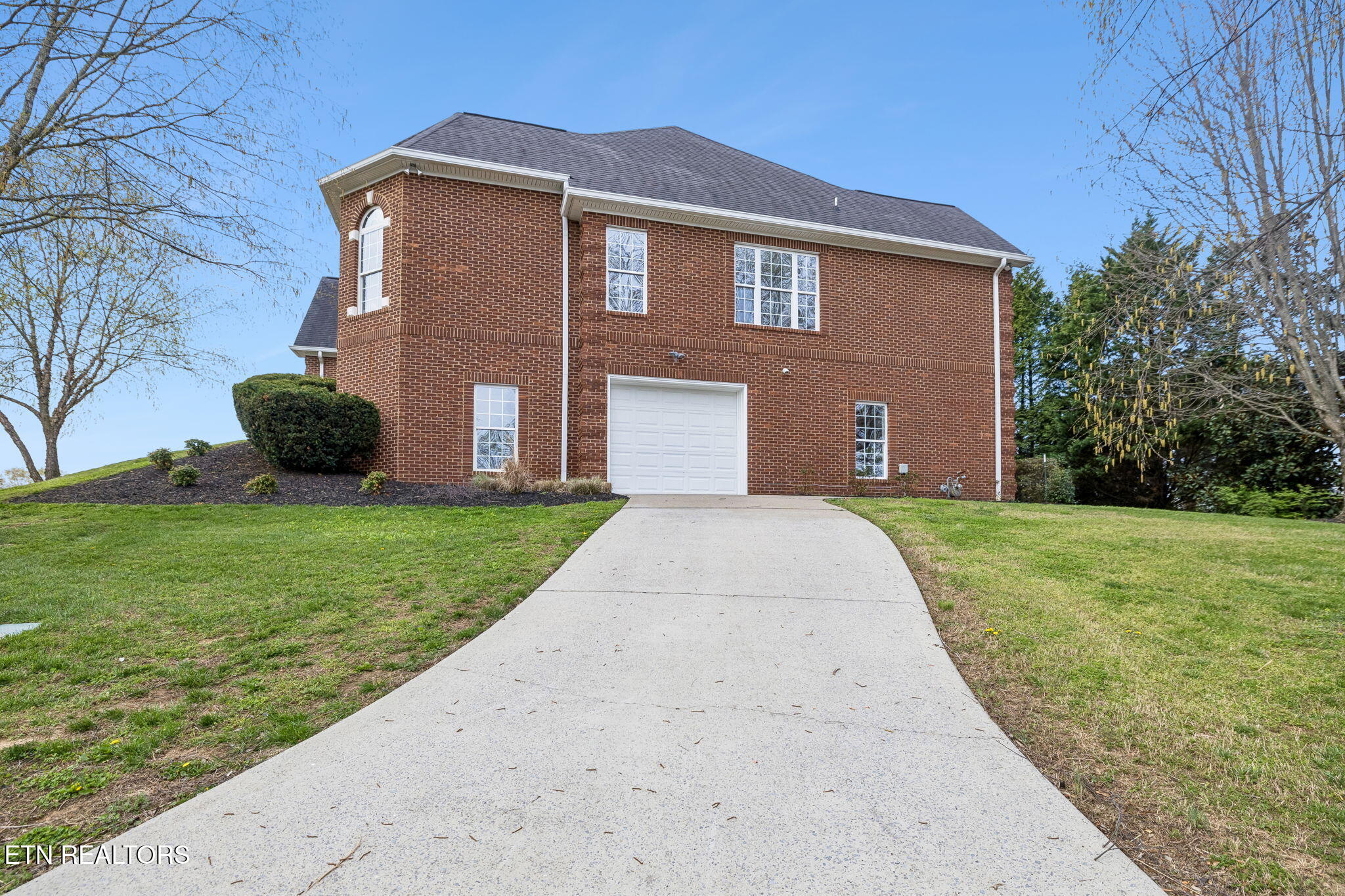 1755 Inverness Drive Maryville TN 37801