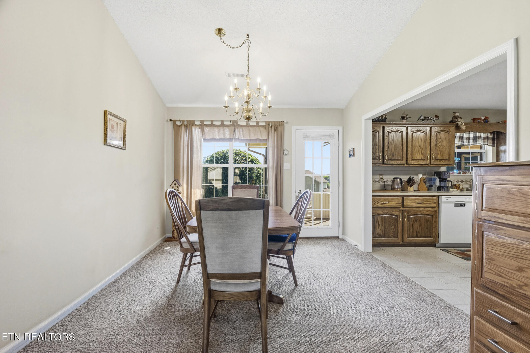 1324 Prairie Place Greenback TN 37742