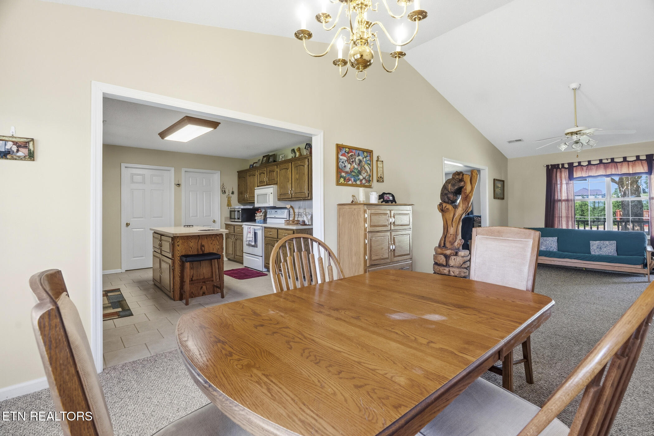 1324 Prairie Place Greenback TN 37742
