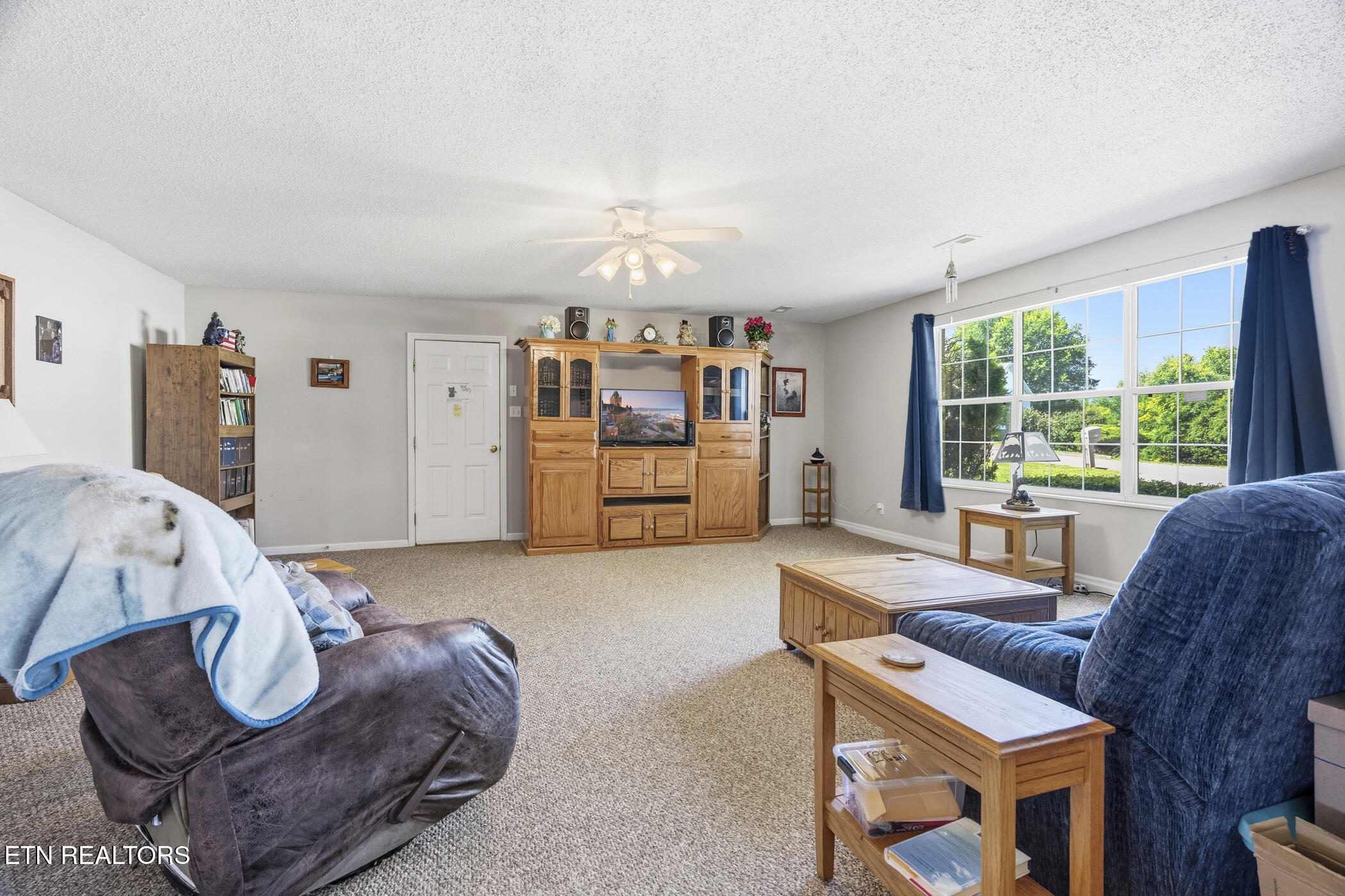 1324 Prairie Place Greenback TN 37742