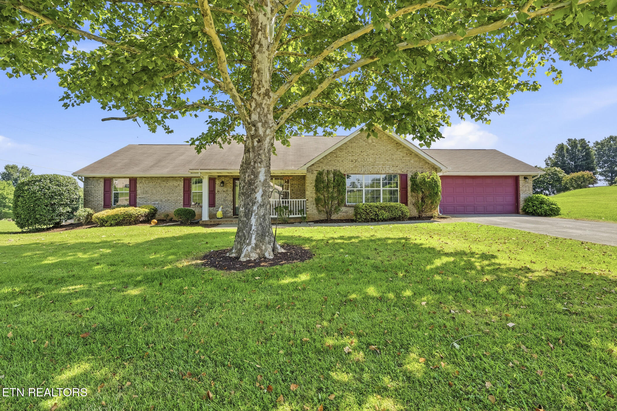 1324 Prairie Place Greenback TN 37742
