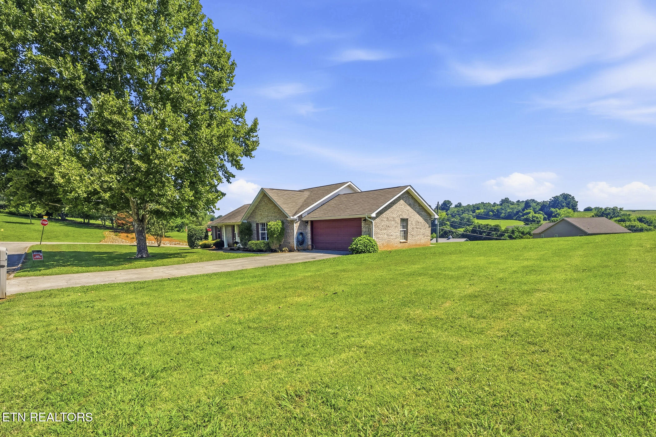 1324 Prairie Place Greenback TN 37742
