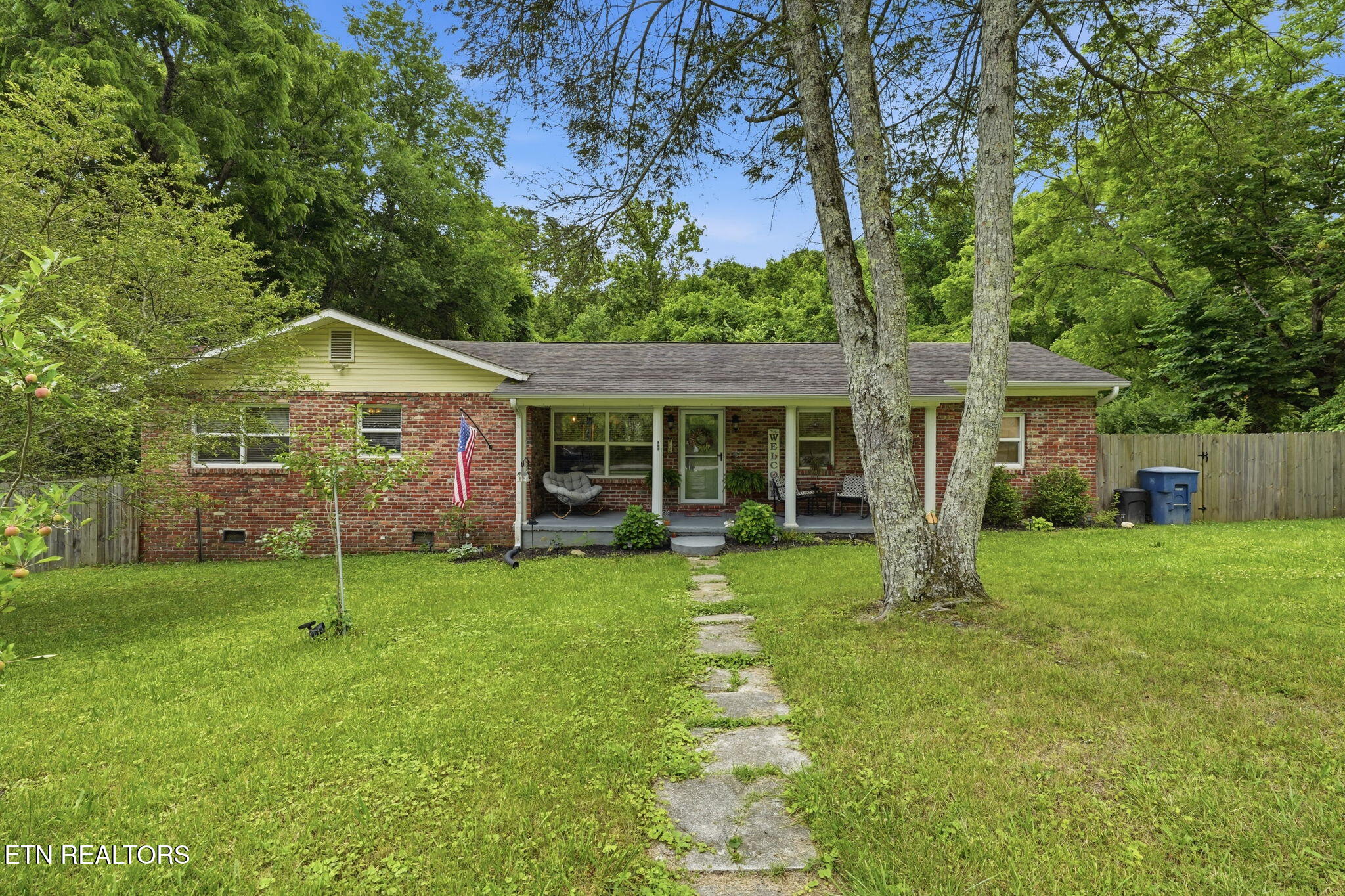 510 W Broad Street Clinton TN 37716