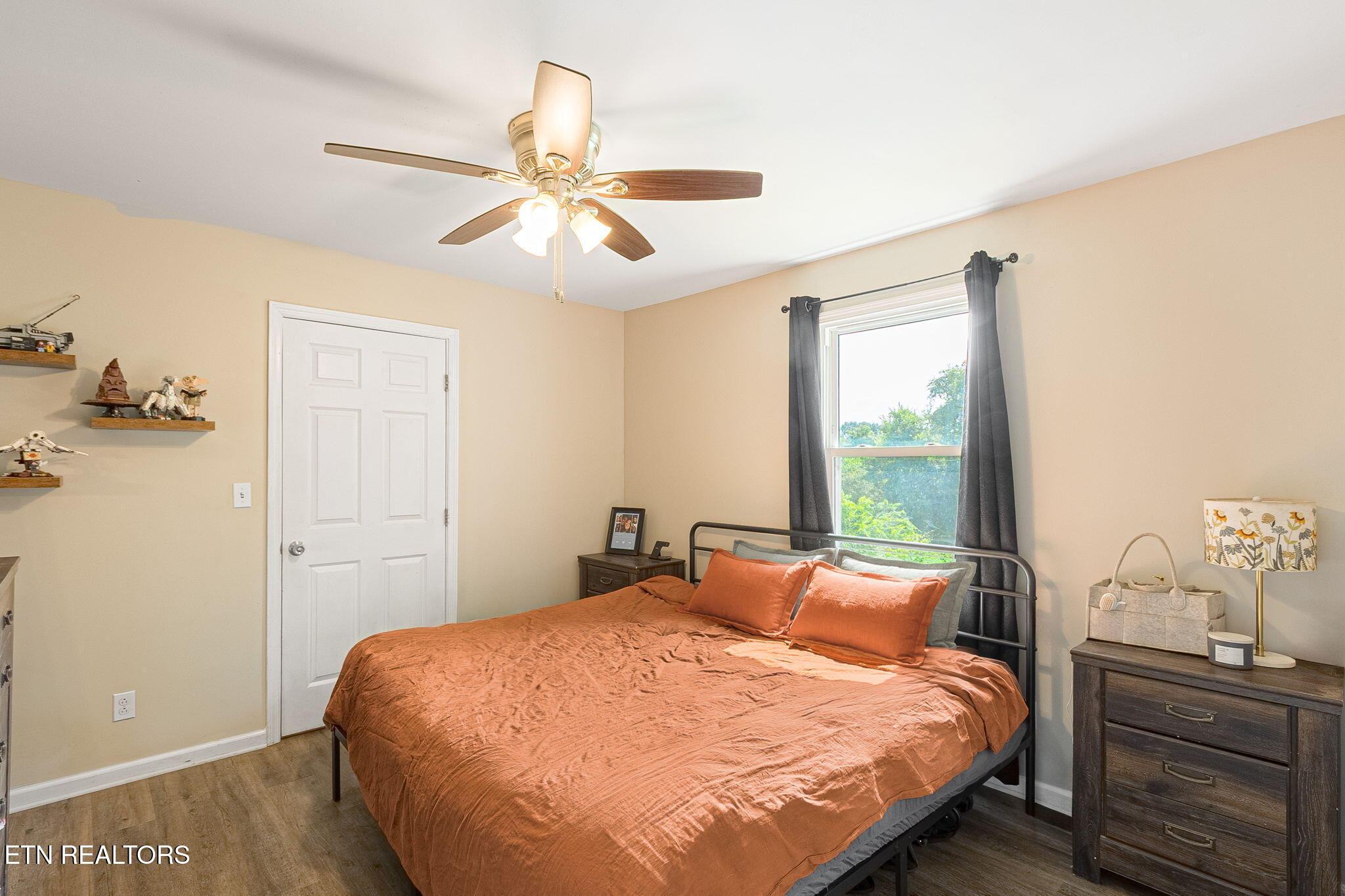 439 Jarnigan Street Clinton TN 37716