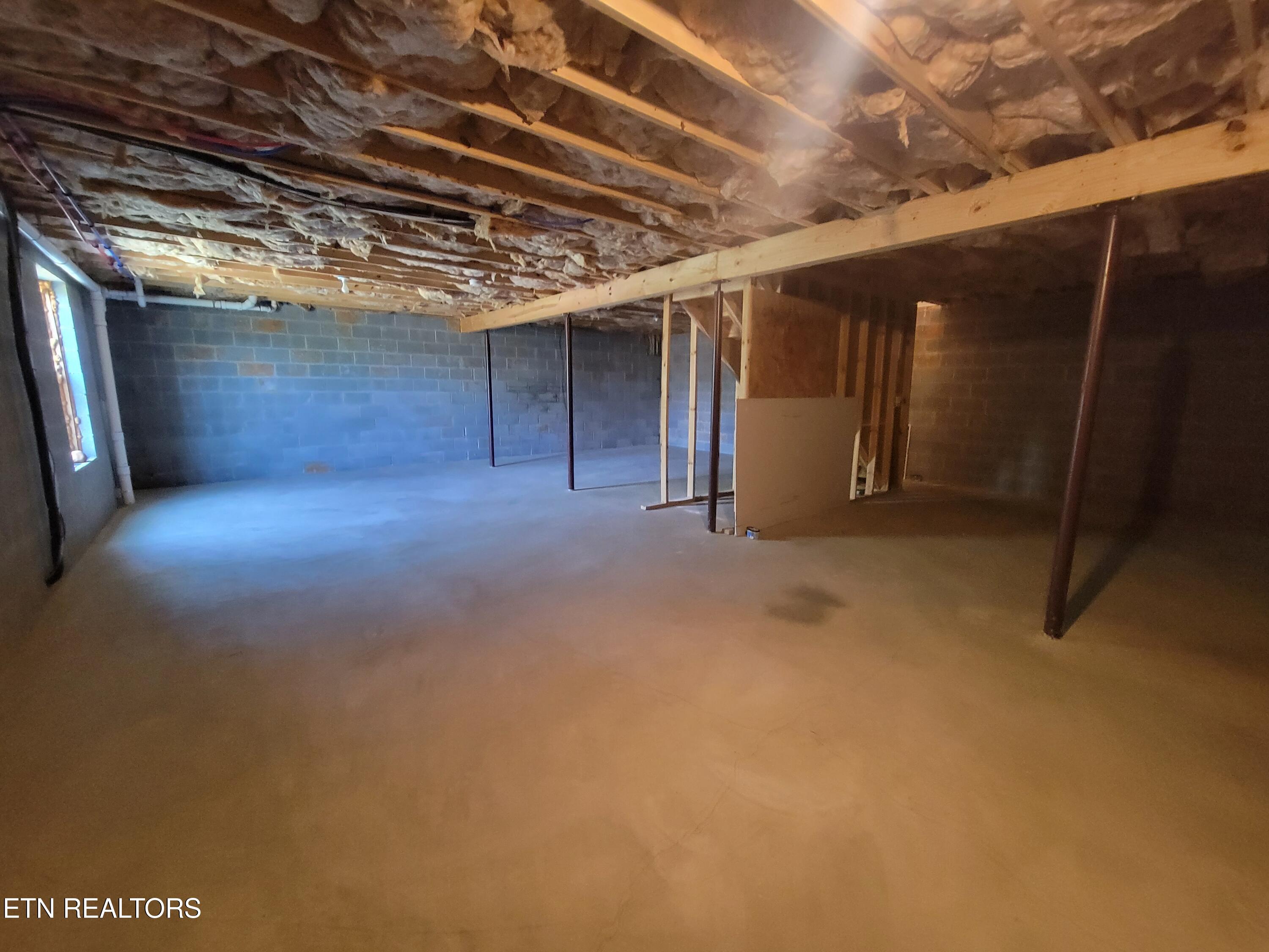 3236 Sandpiper Court Kodak TN 37764