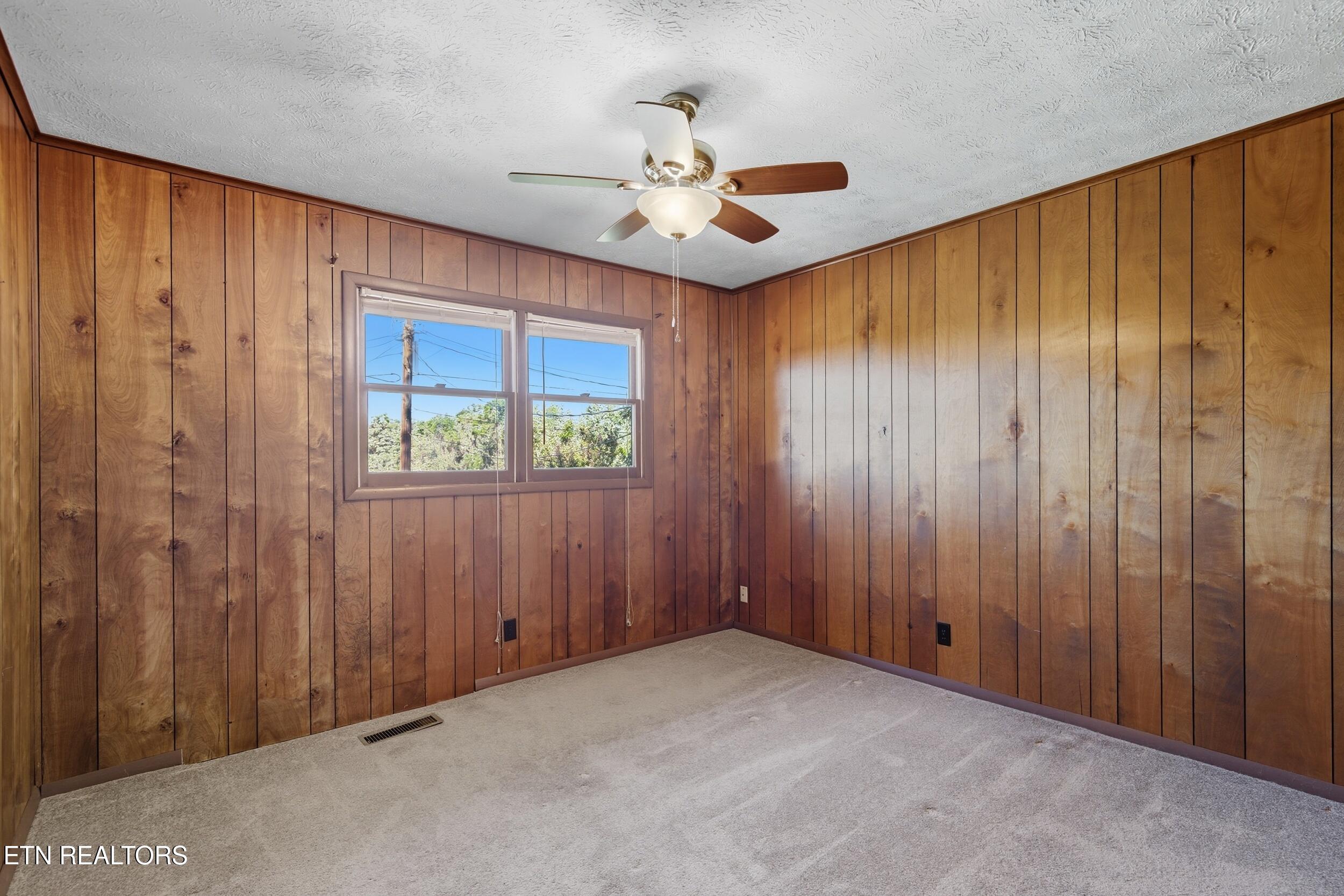 337 White Lane Bean Station TN 37708