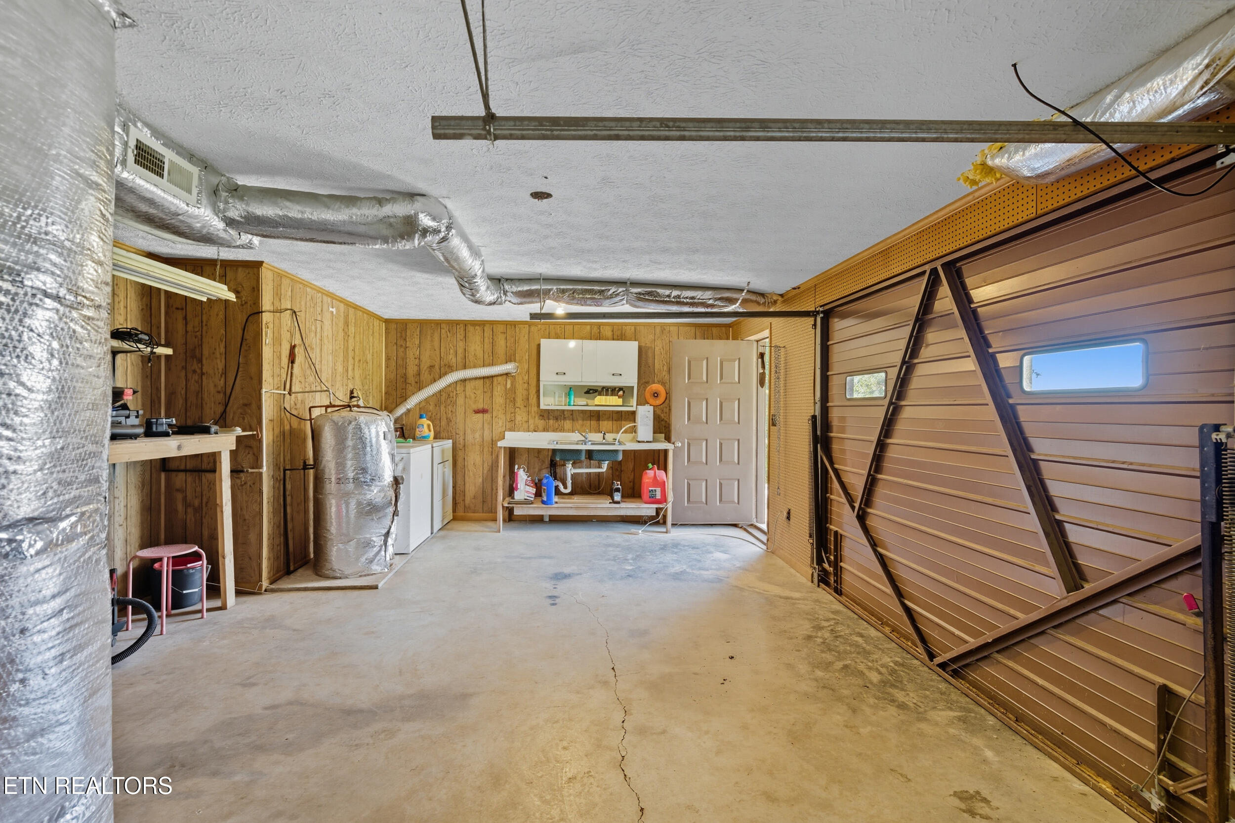 337 White Lane Bean Station TN 37708