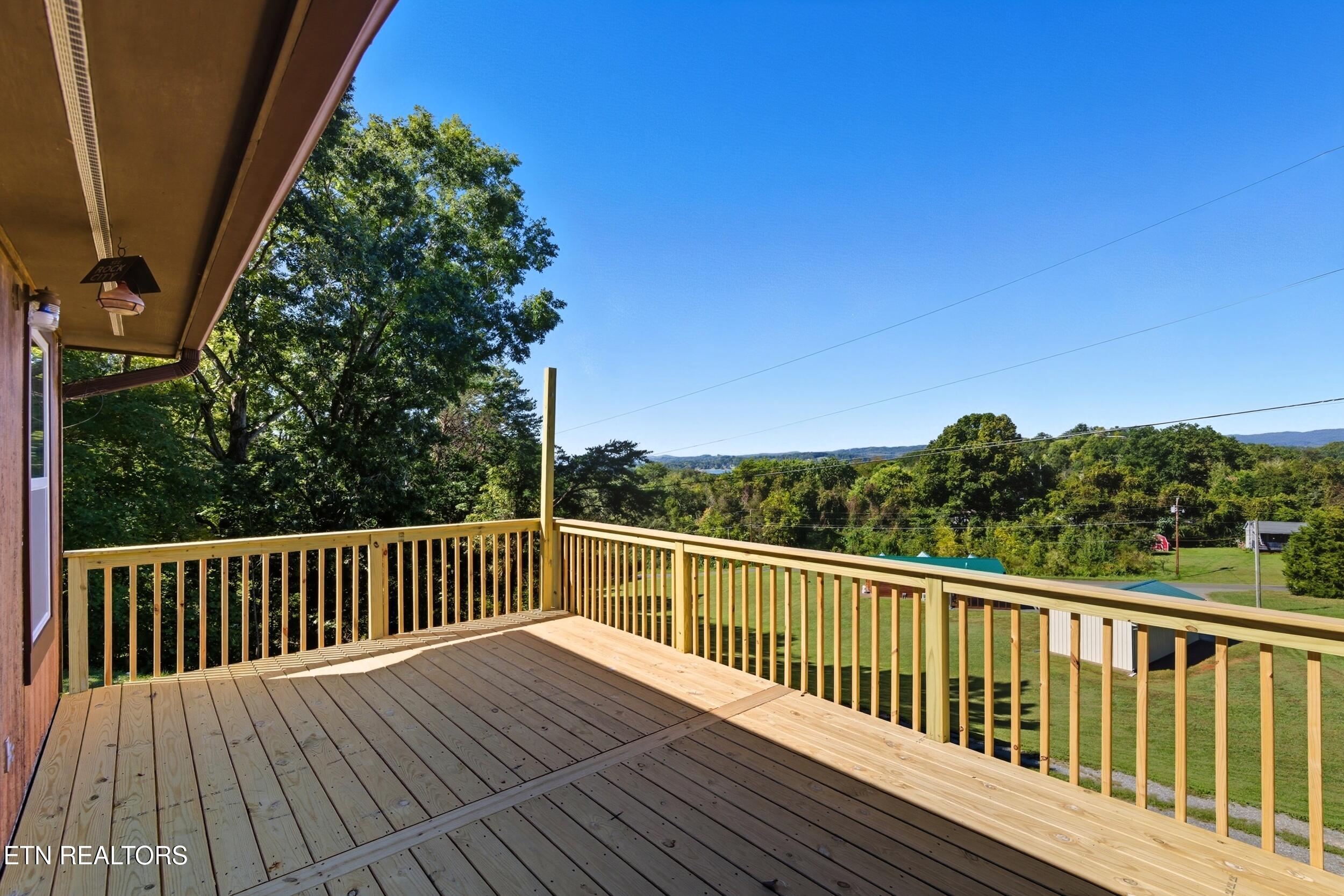 337 White Lane Bean Station TN 37708